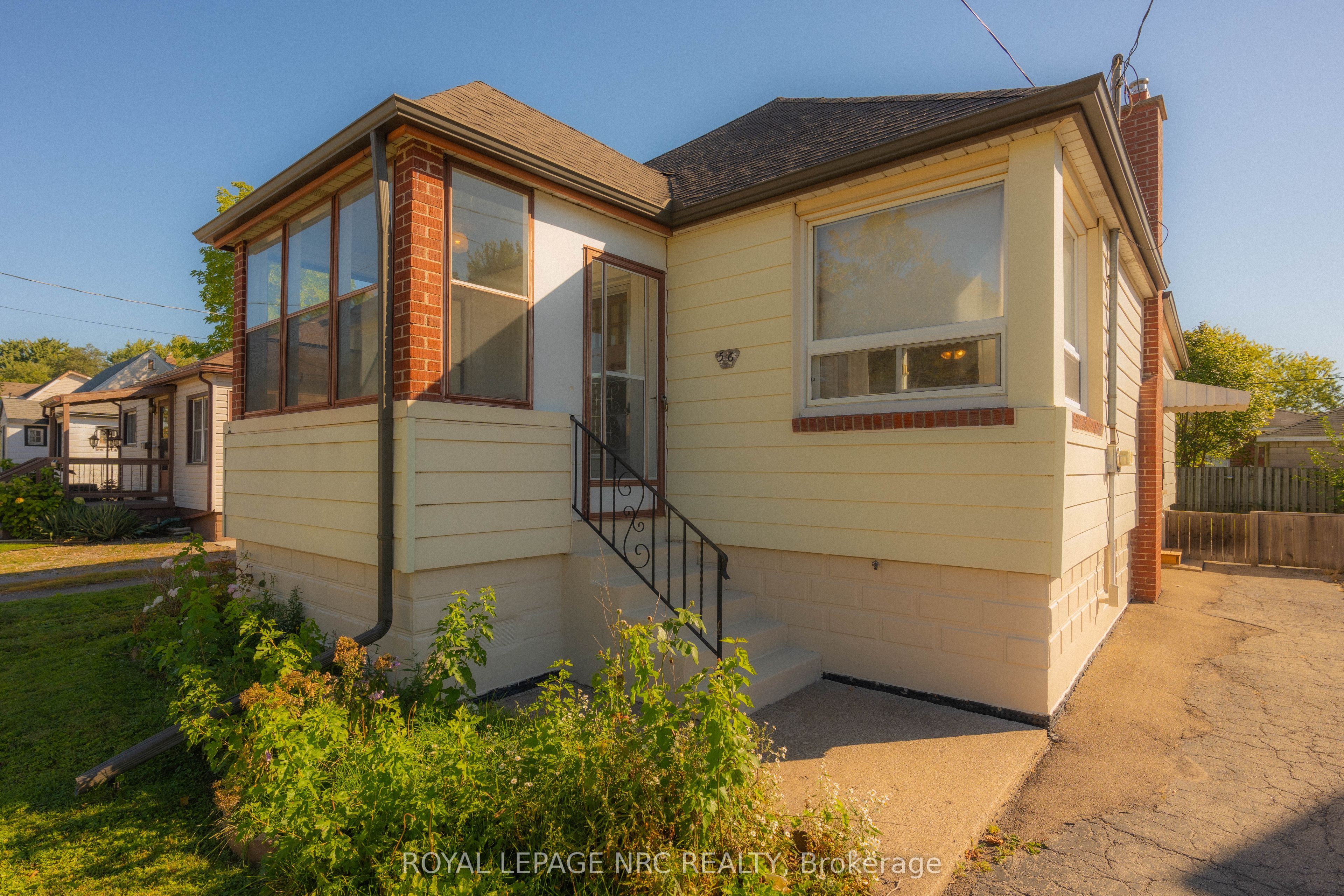 56 Lyons Avenue Property Photo 3