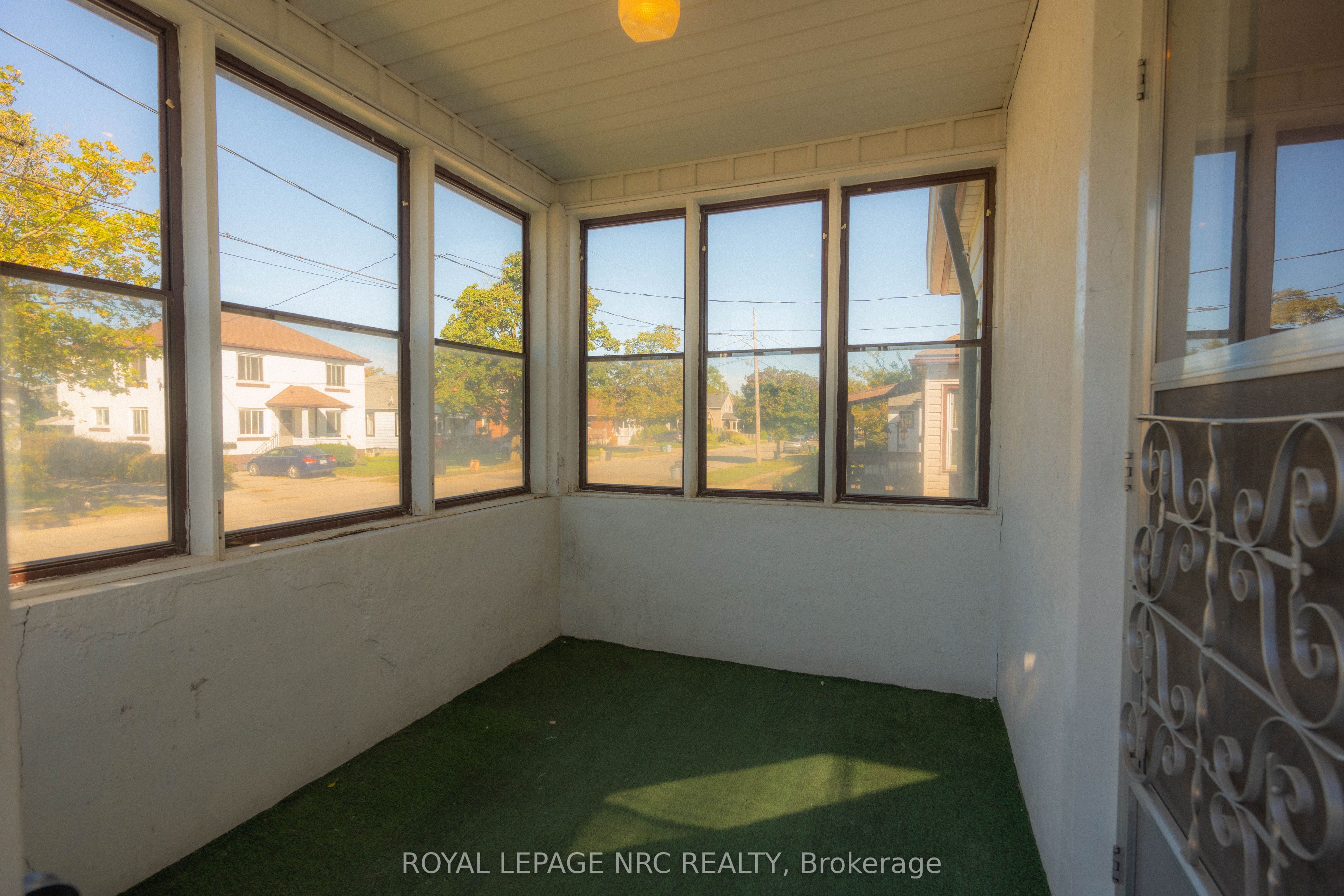 56 Lyons Avenue Property Photo 18
