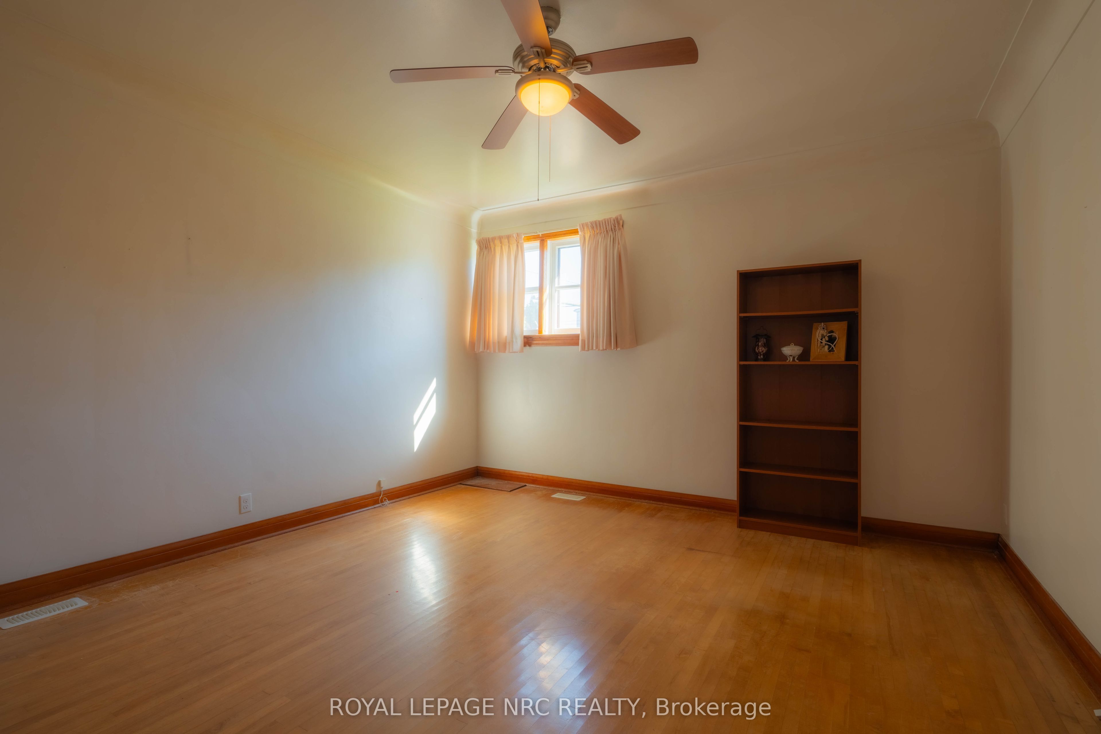 56 Lyons Avenue Property Photo 20