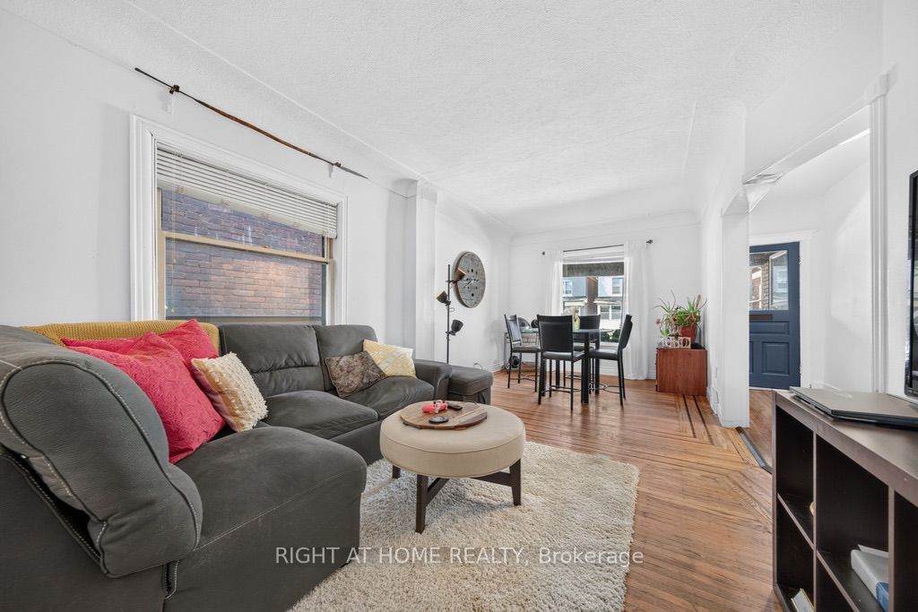 36 Sherman Avenue N Property Photo 8