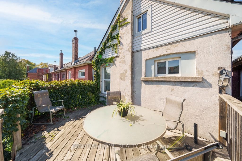 36 Sherman Avenue N Property Photo 45