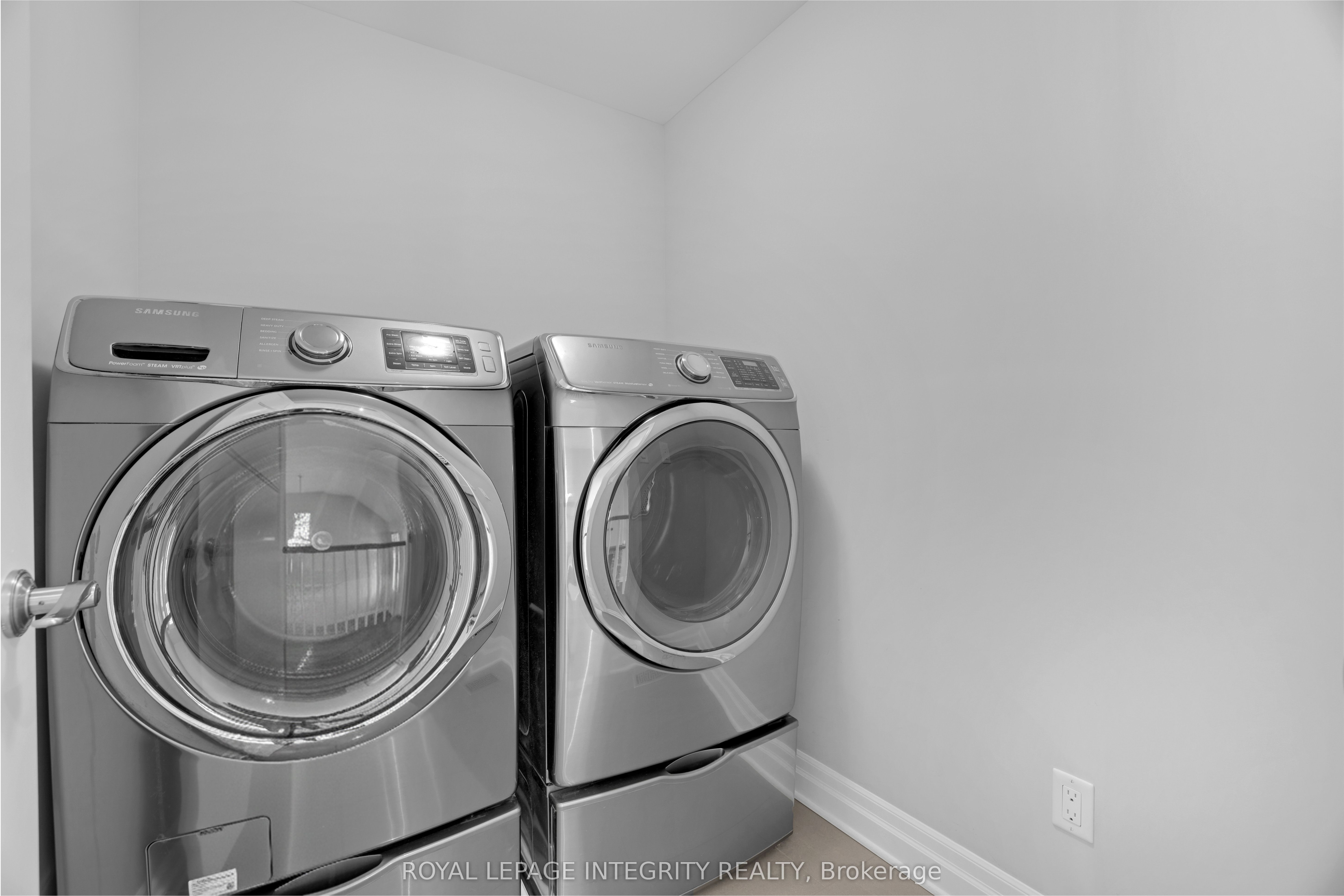 508 Yellow Birch Street Property Photo 33