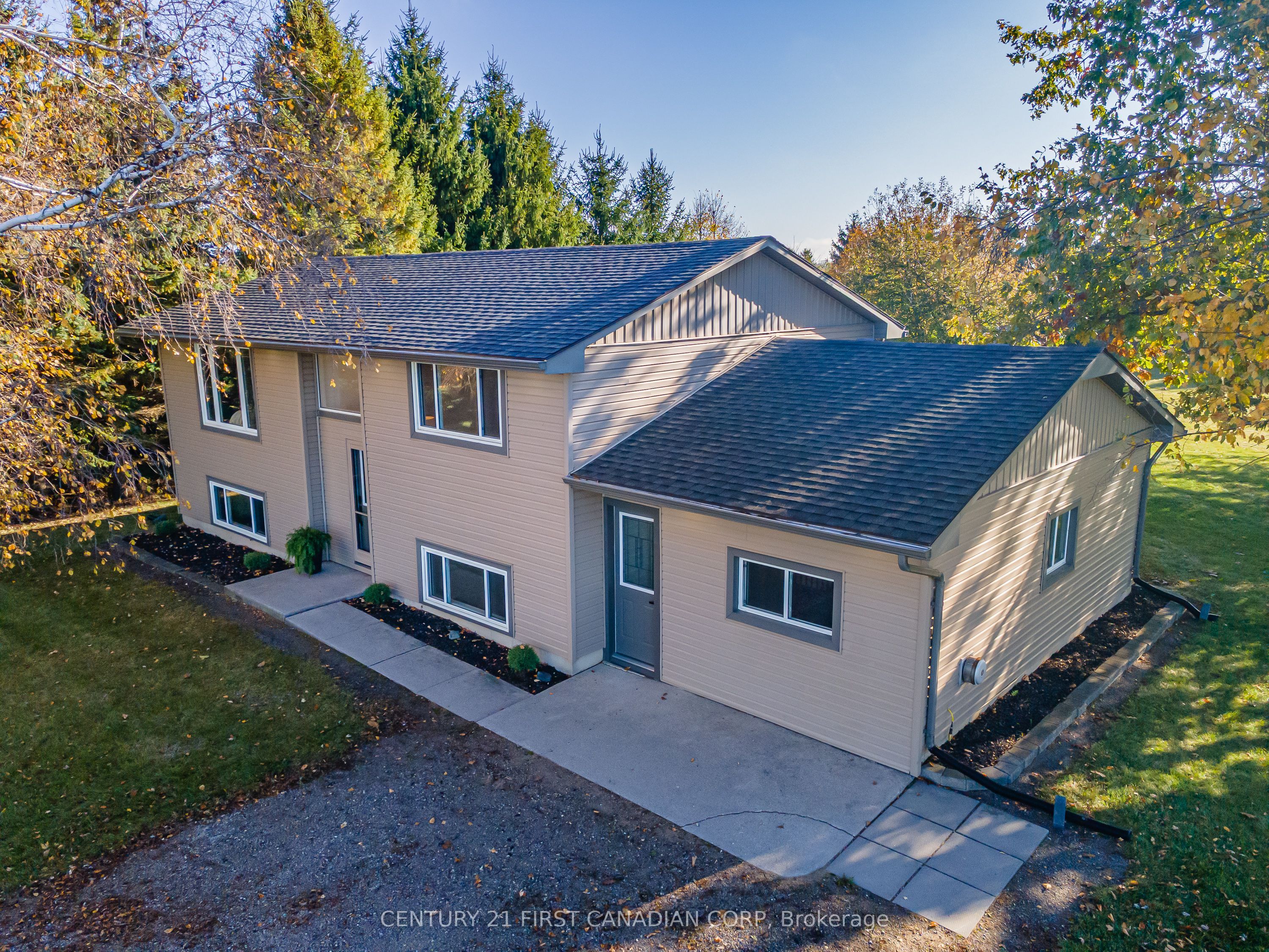 70986 B Line Property Photo 2