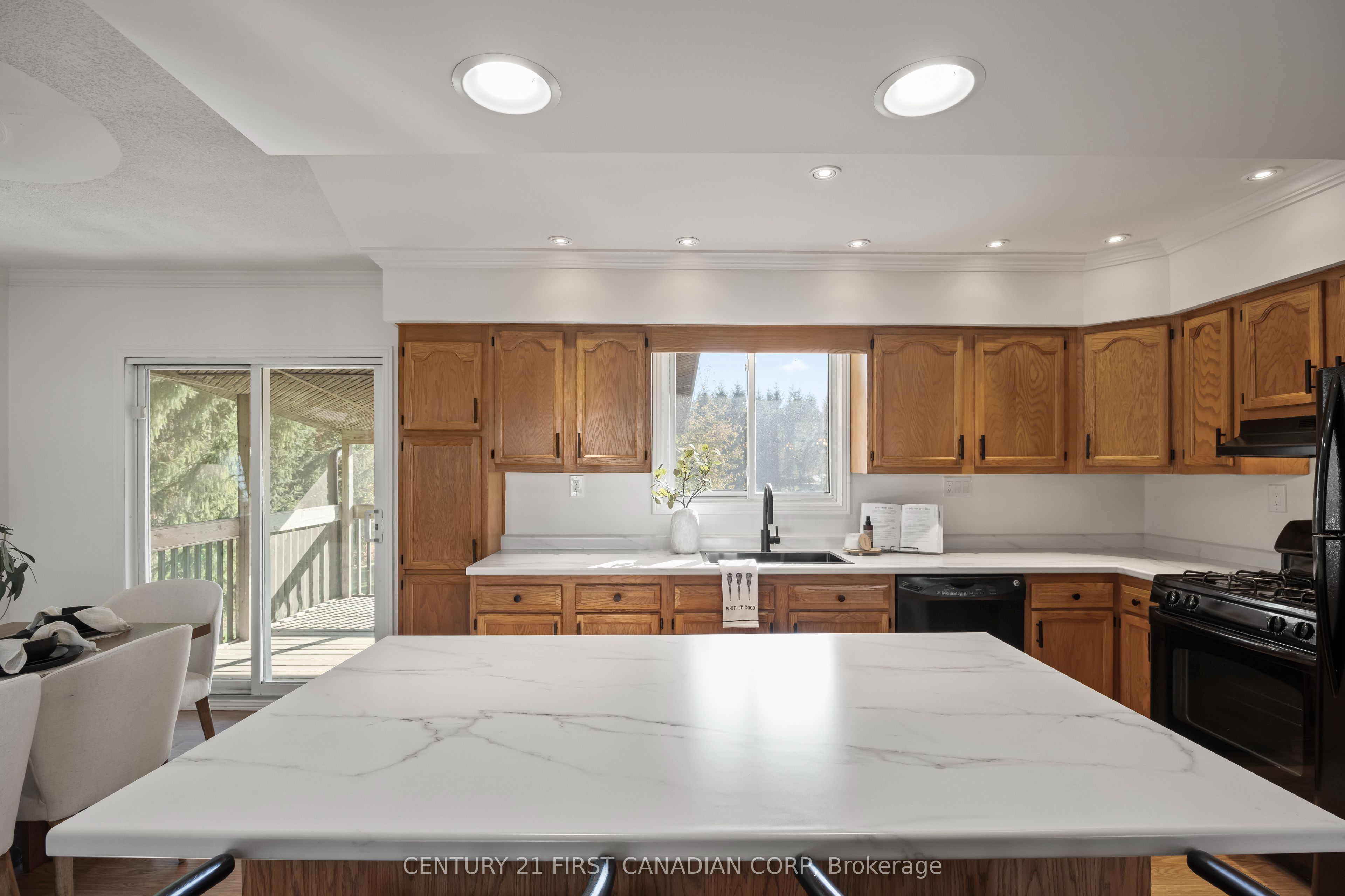 70986 B Line Property Photo 18