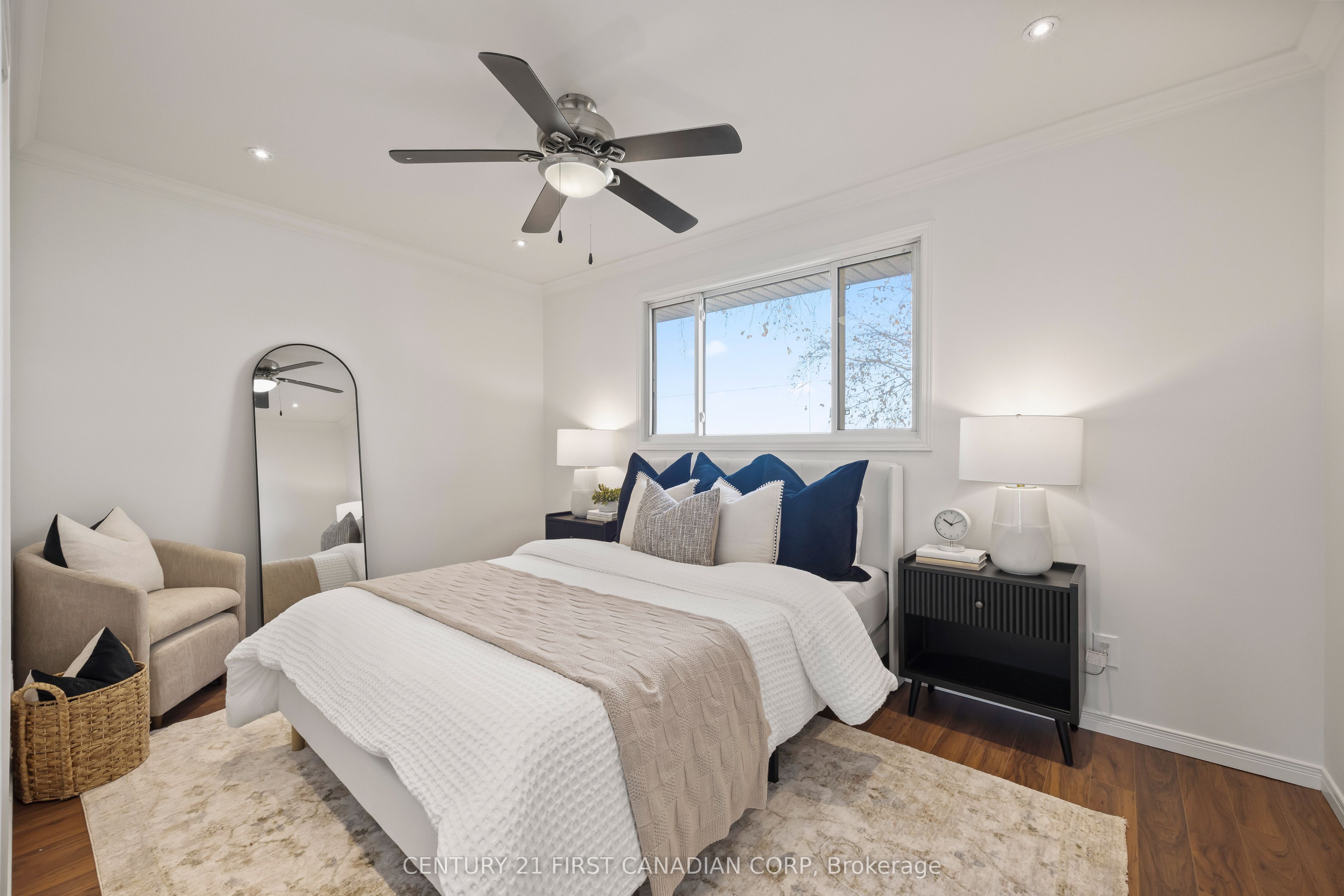70986 B Line Property Photo 21