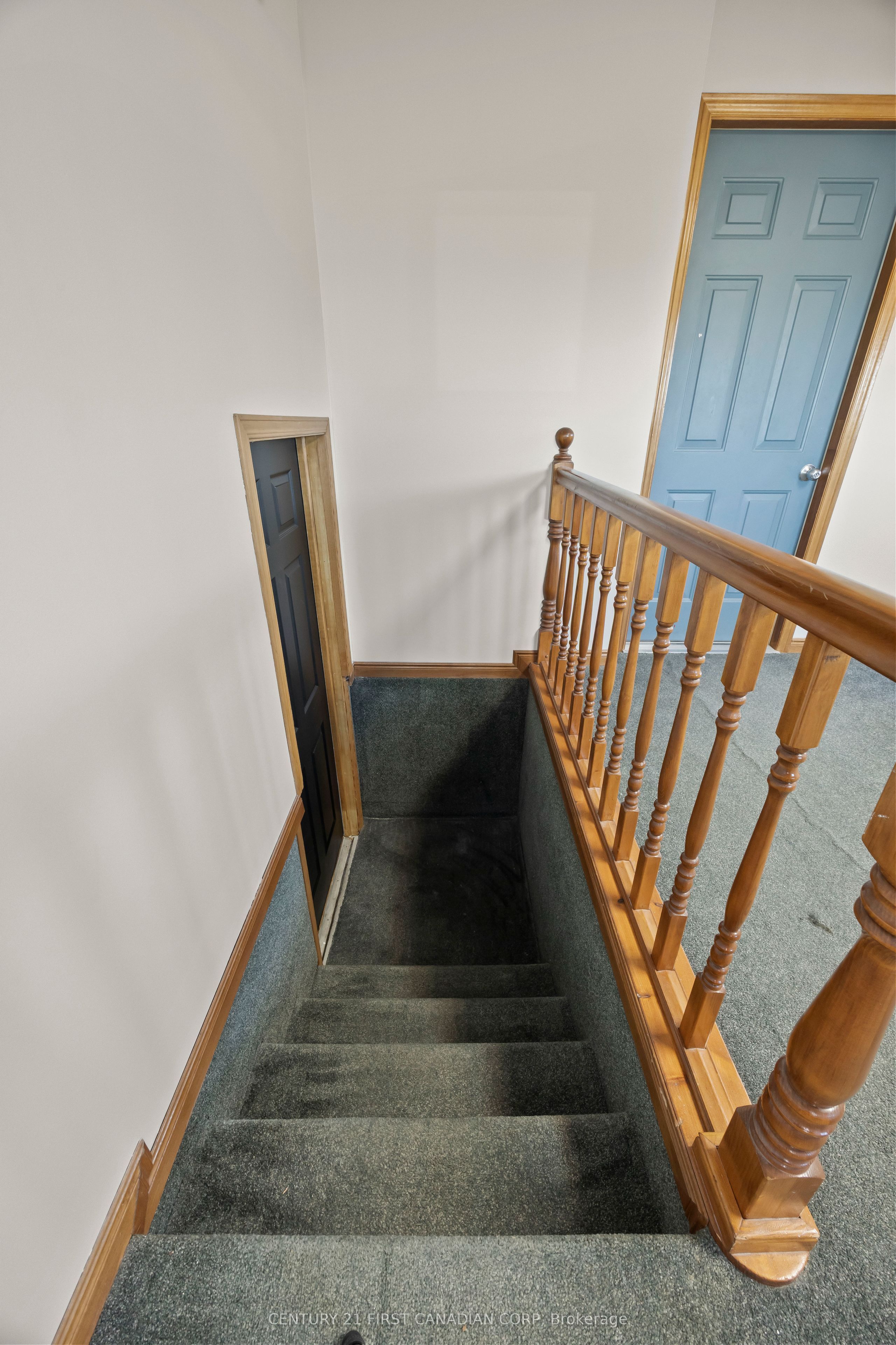 70986 B Line Property Photo 37