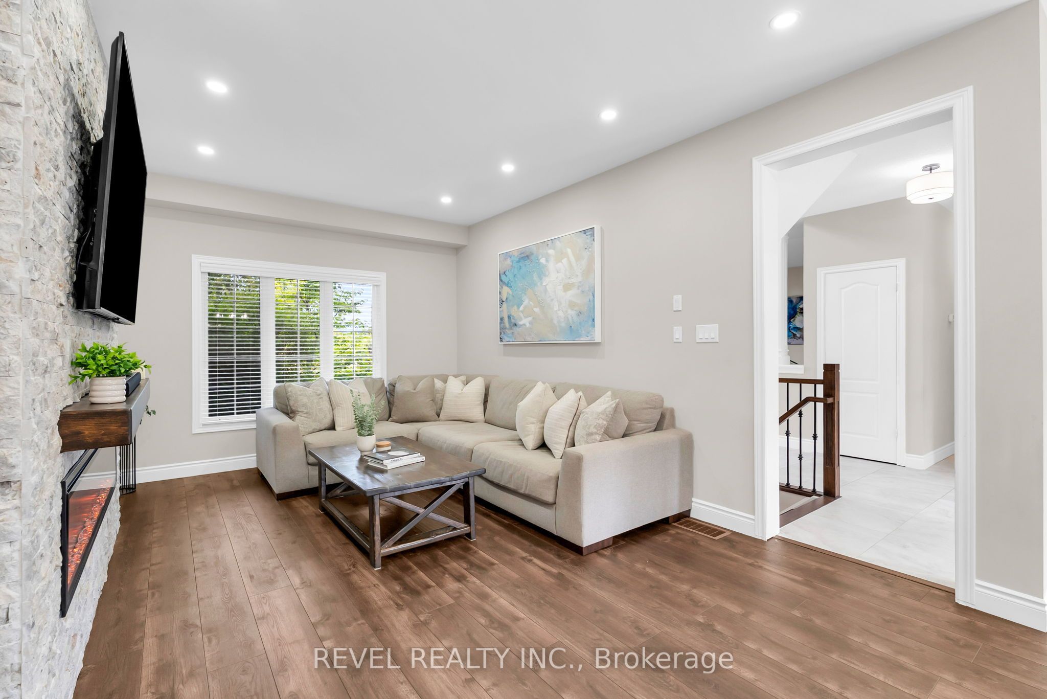 14 Devonleigh Drive Property Photo 15