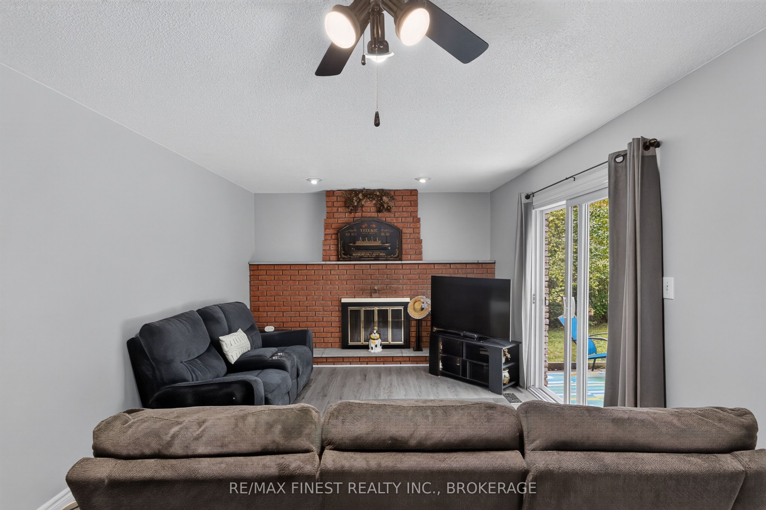 525 Whites Road Property Photo 10