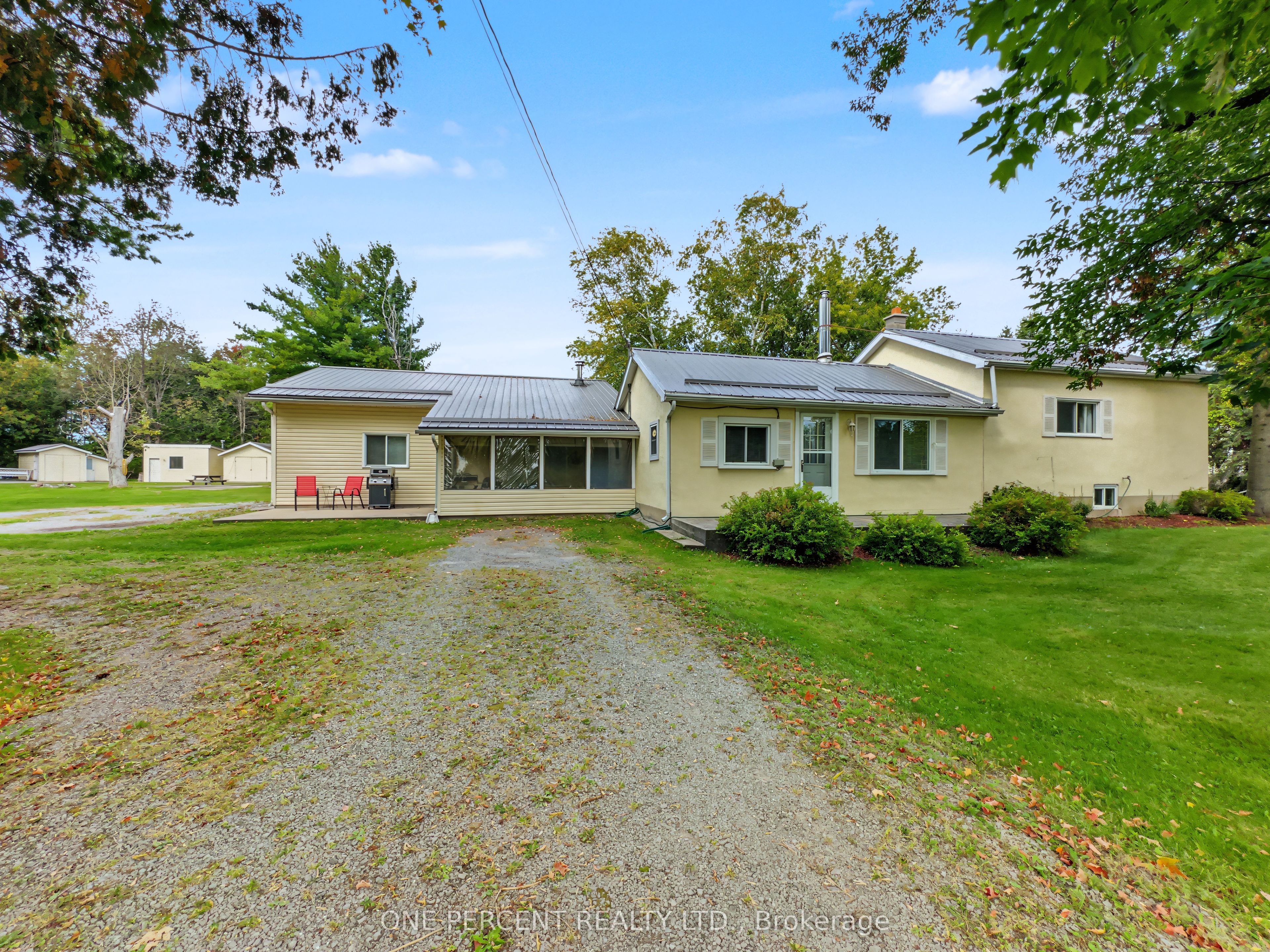 1619 Centreville Road Property Photo 1