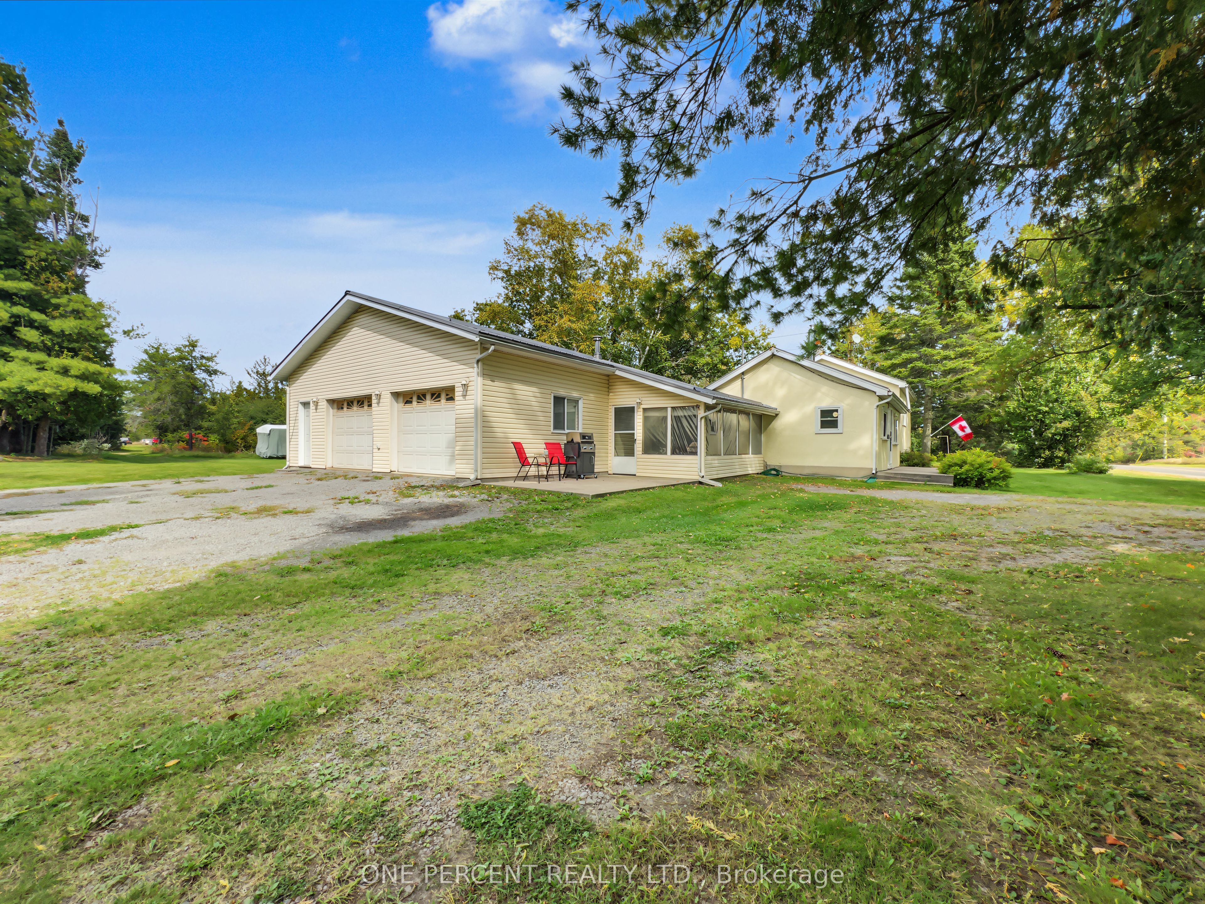 1619 Centreville Road Property Photo 2