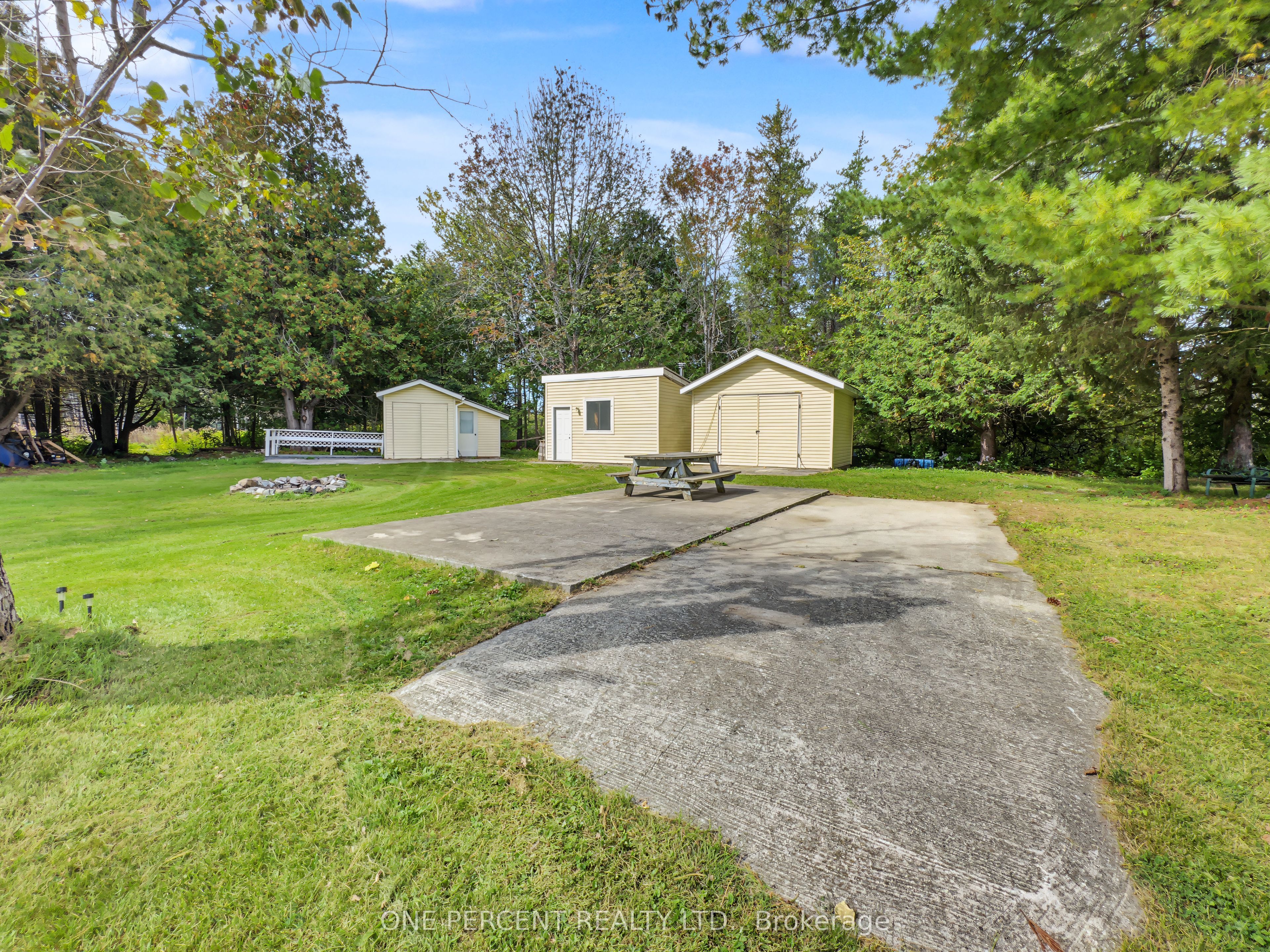 1619 Centreville Road Property Photo 3