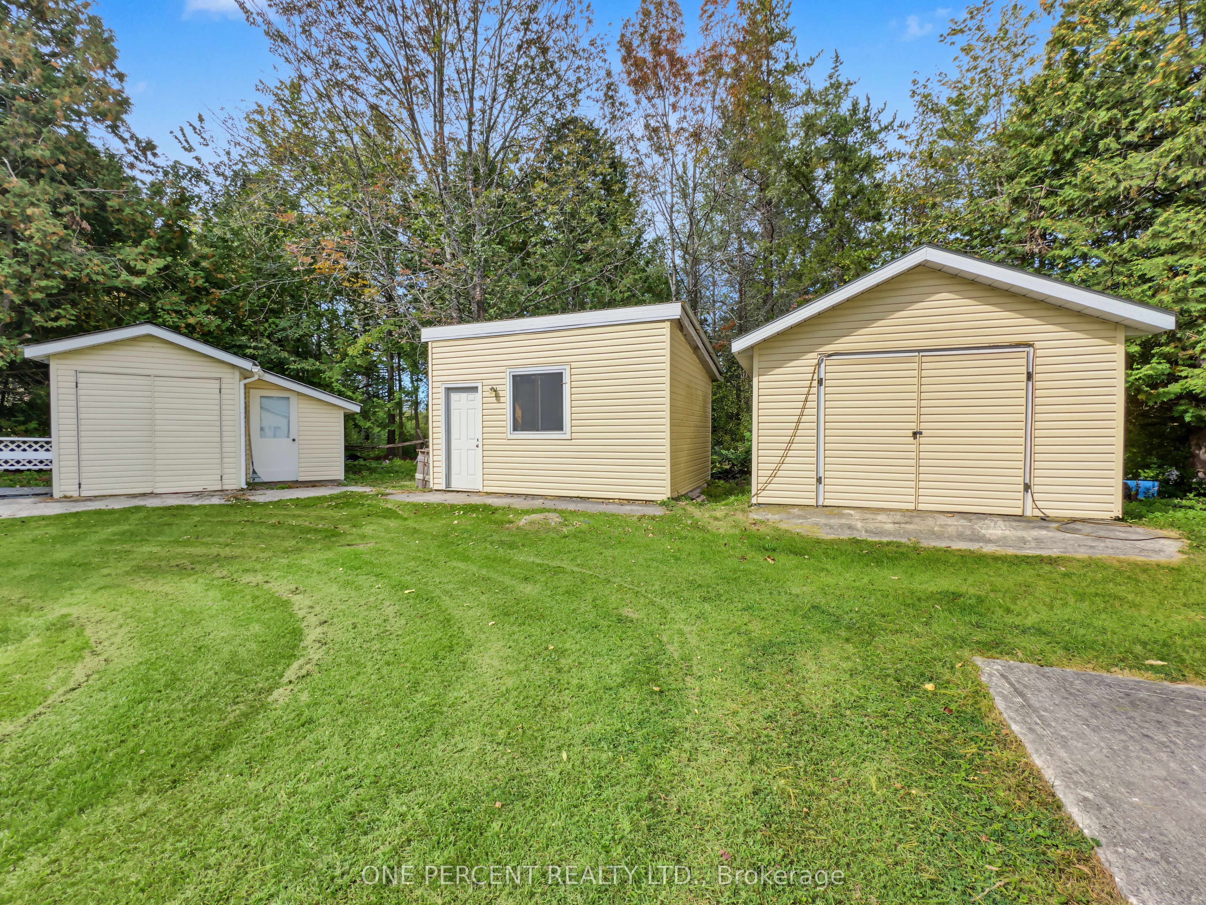1619 Centreville Road Property Photo 4