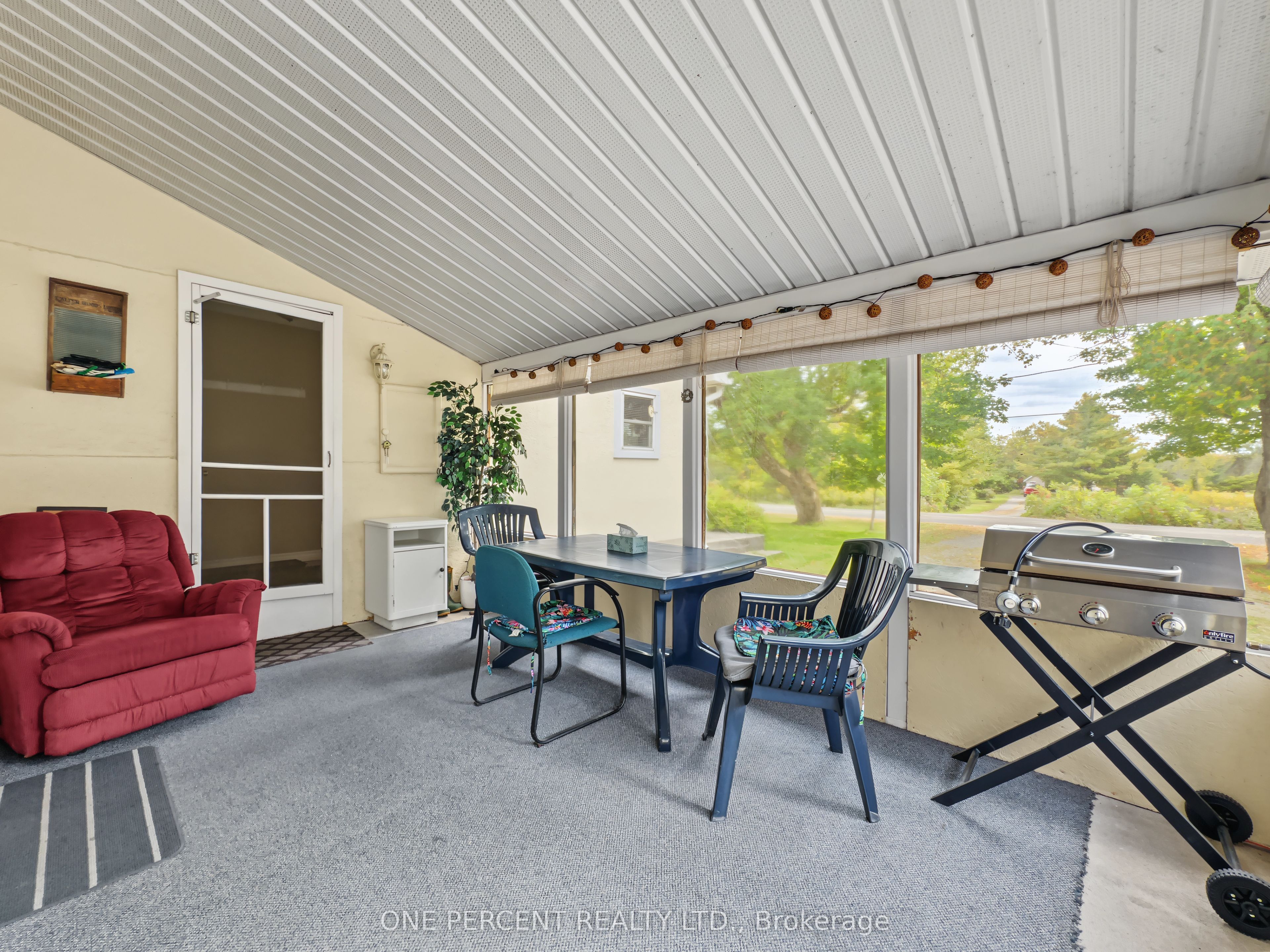 1619 Centreville Road Property Photo 9