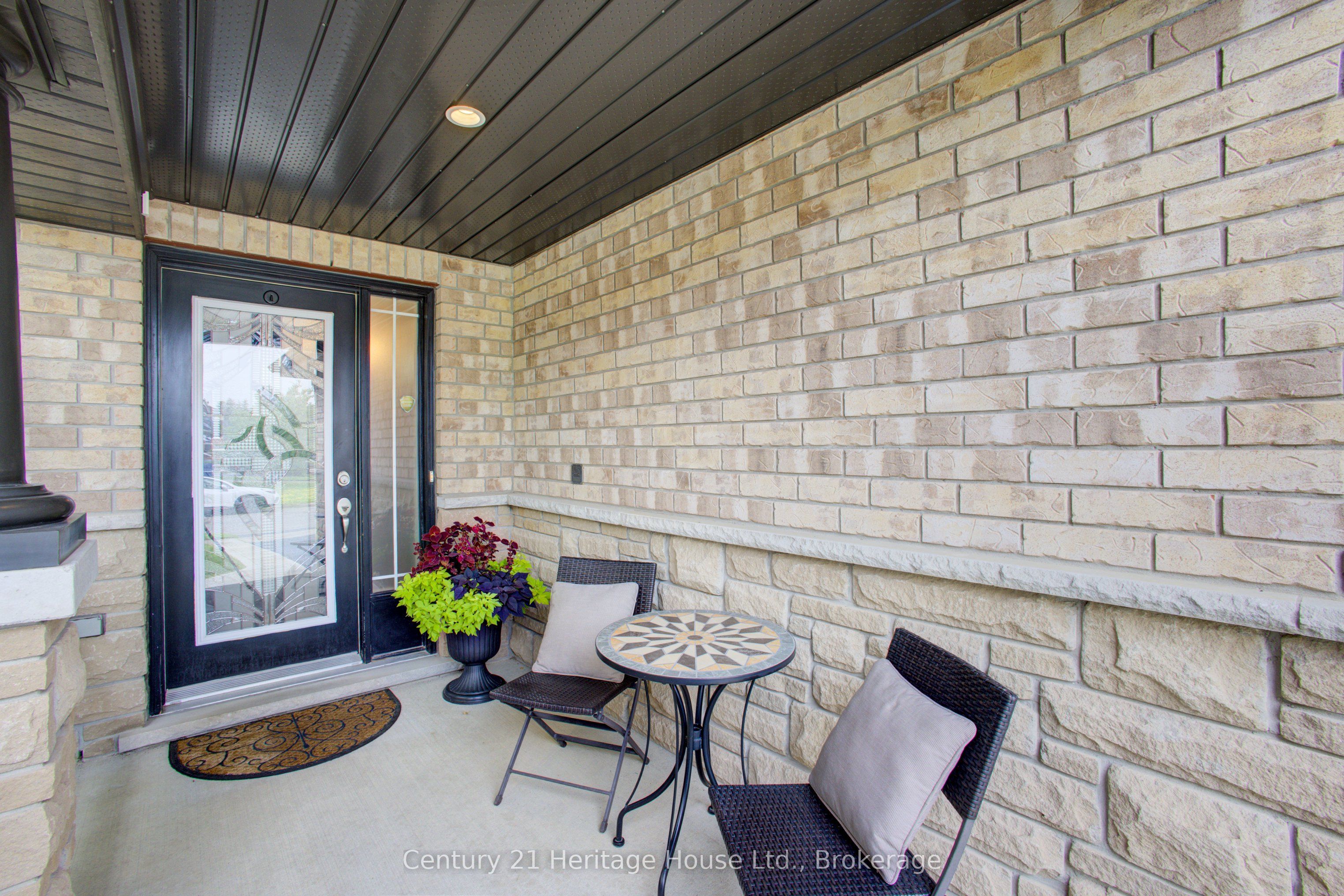 79 Laughland Lane Property Photo 4