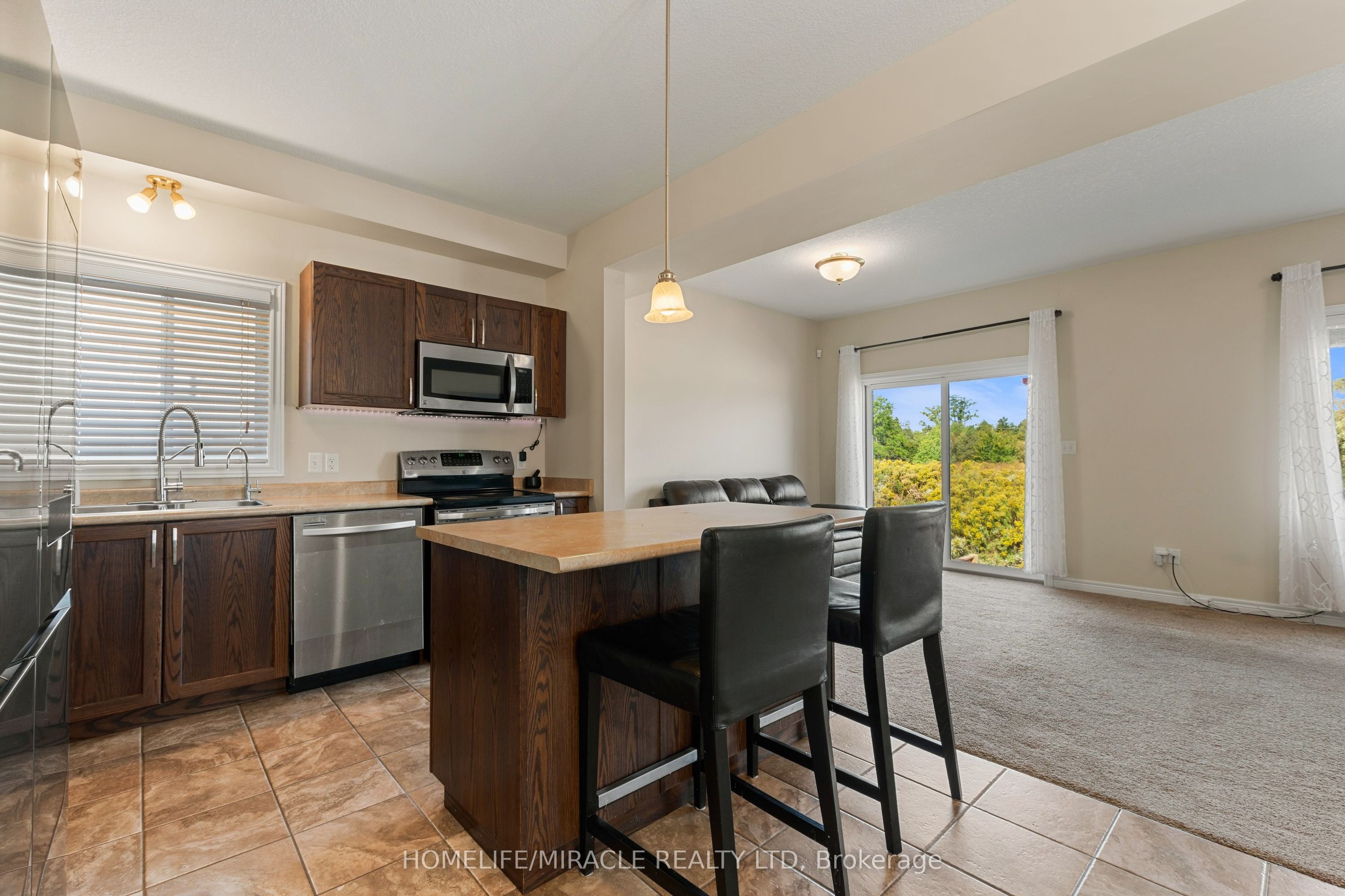 75 Sparrow Avenue Property Photo 8