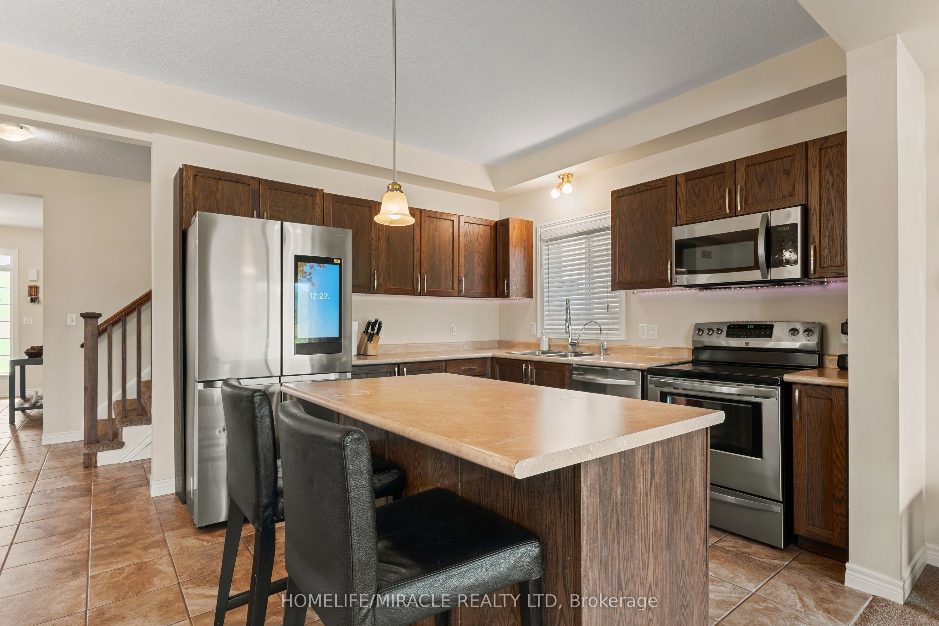 75 Sparrow Avenue Property Photo 9
