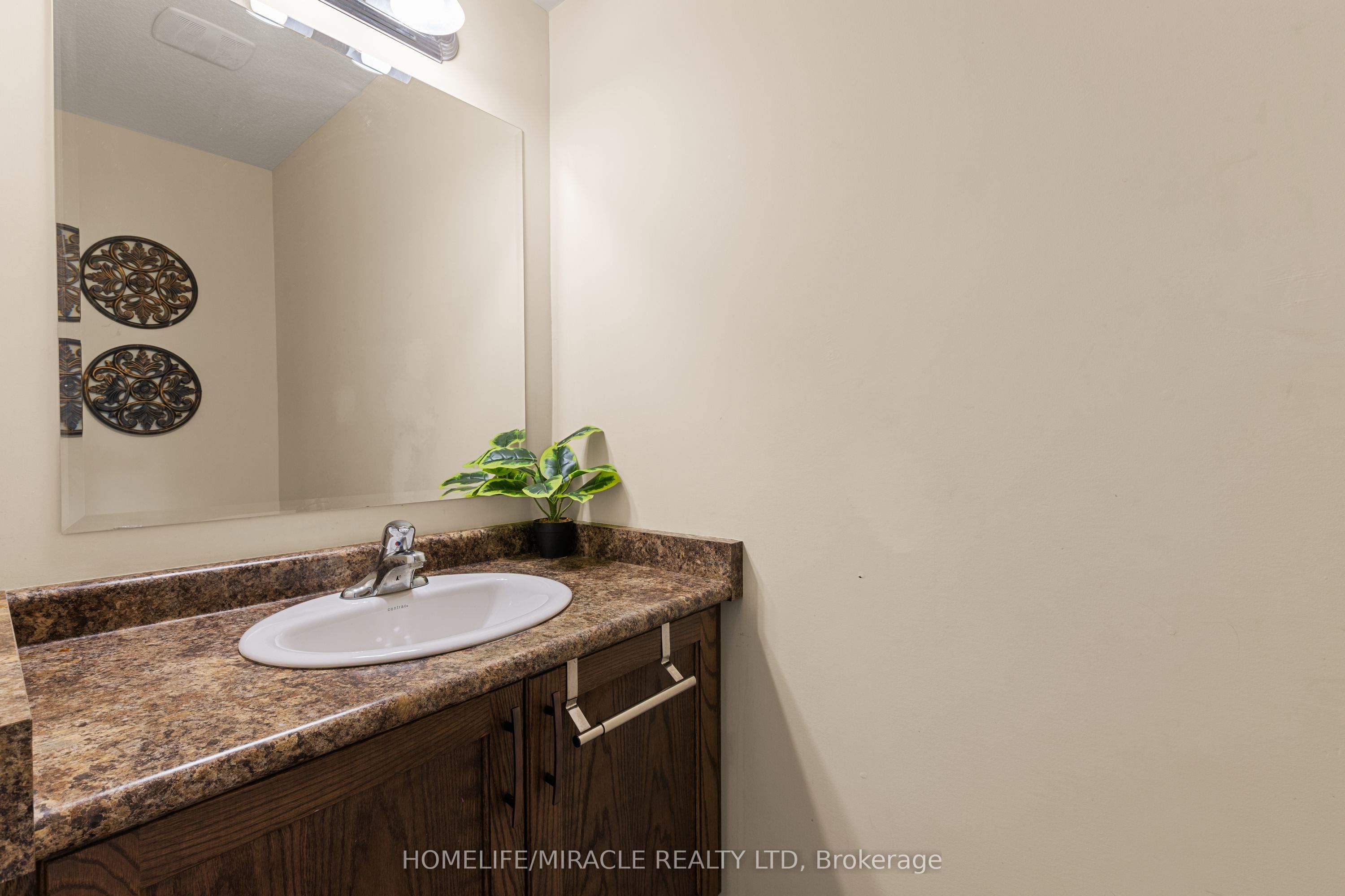 75 Sparrow Avenue Property Photo 14