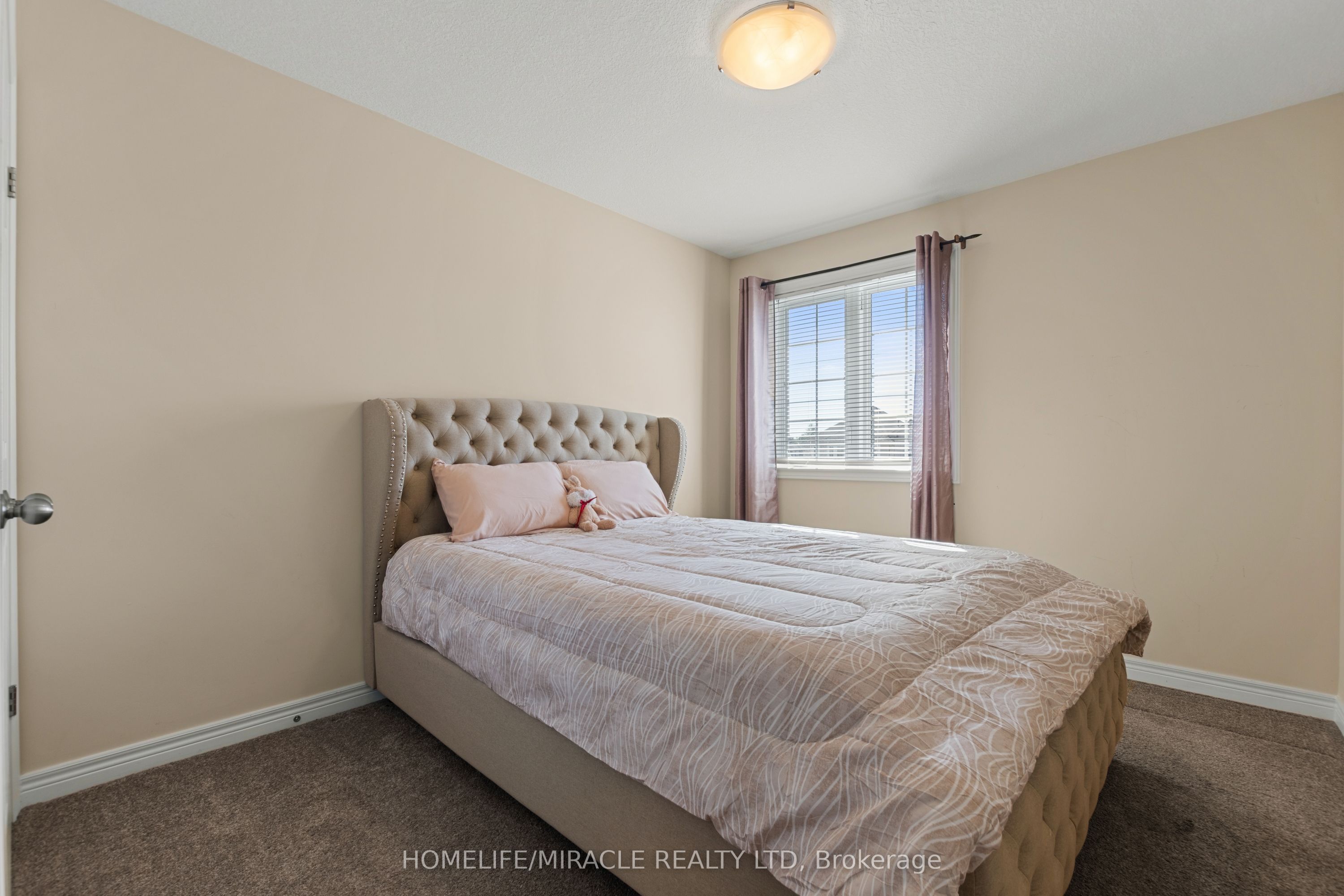 75 Sparrow Avenue Property Photo 19