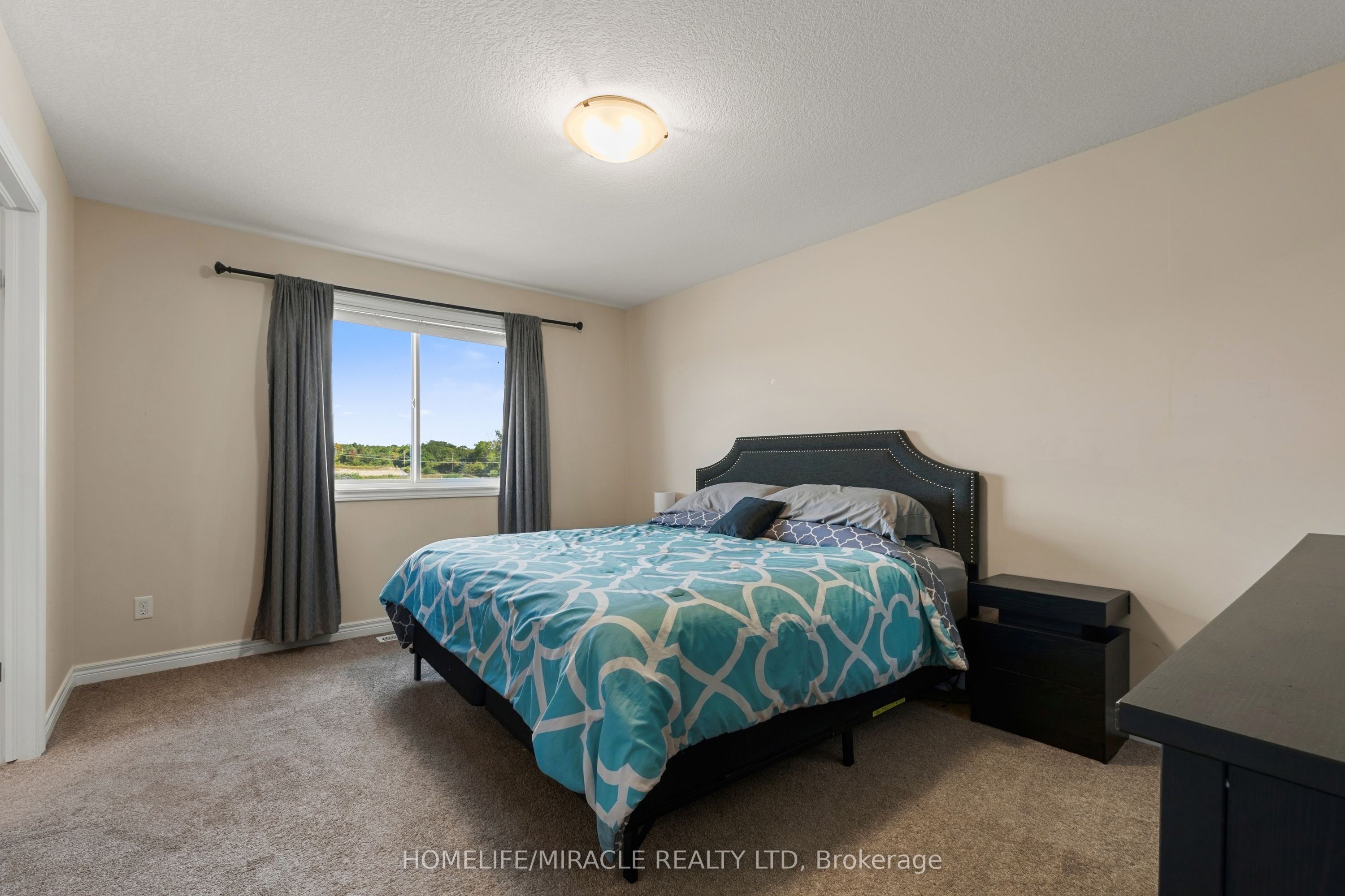 75 Sparrow Avenue Property Photo 24