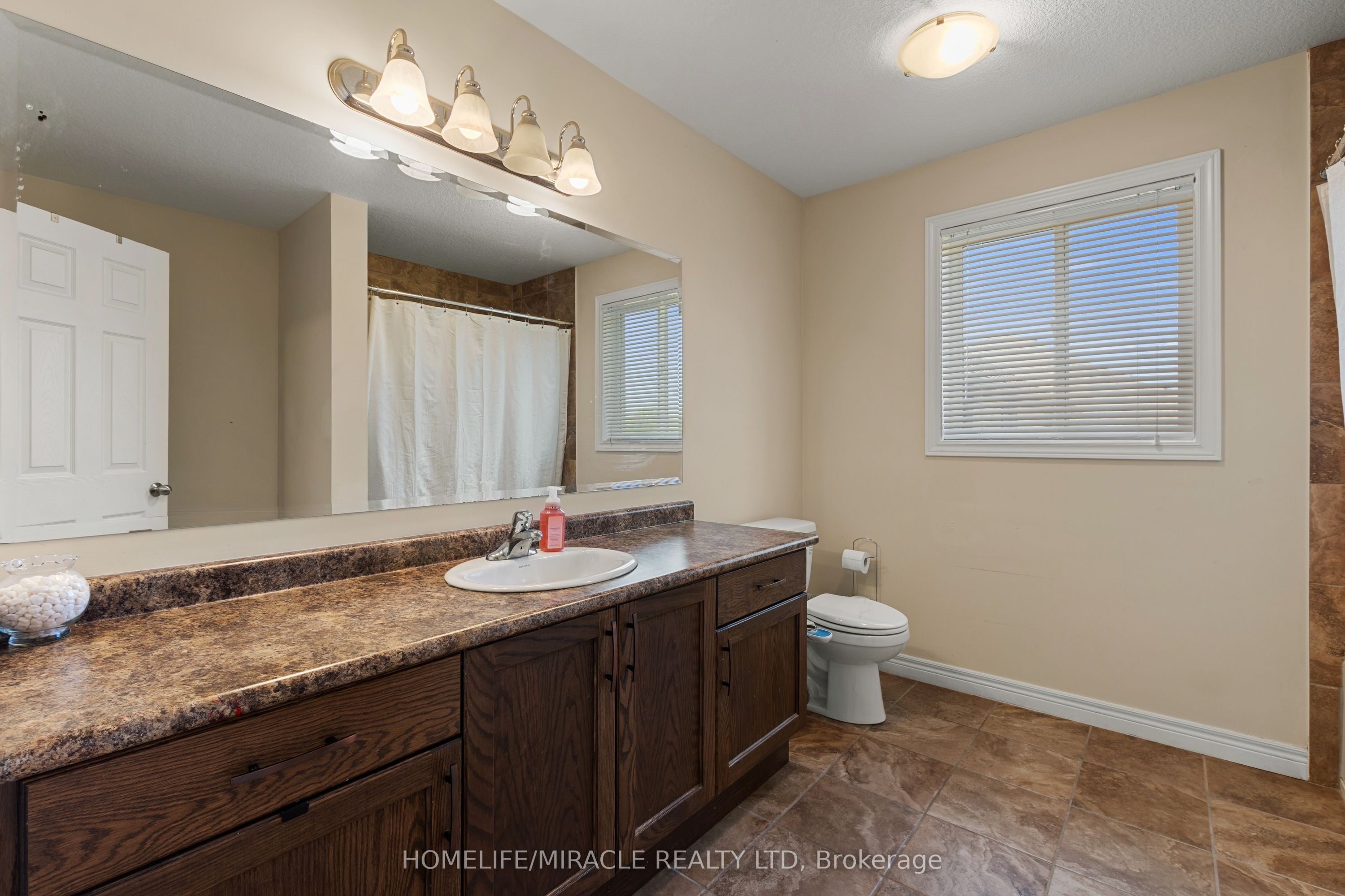 75 Sparrow Avenue Property Photo 26