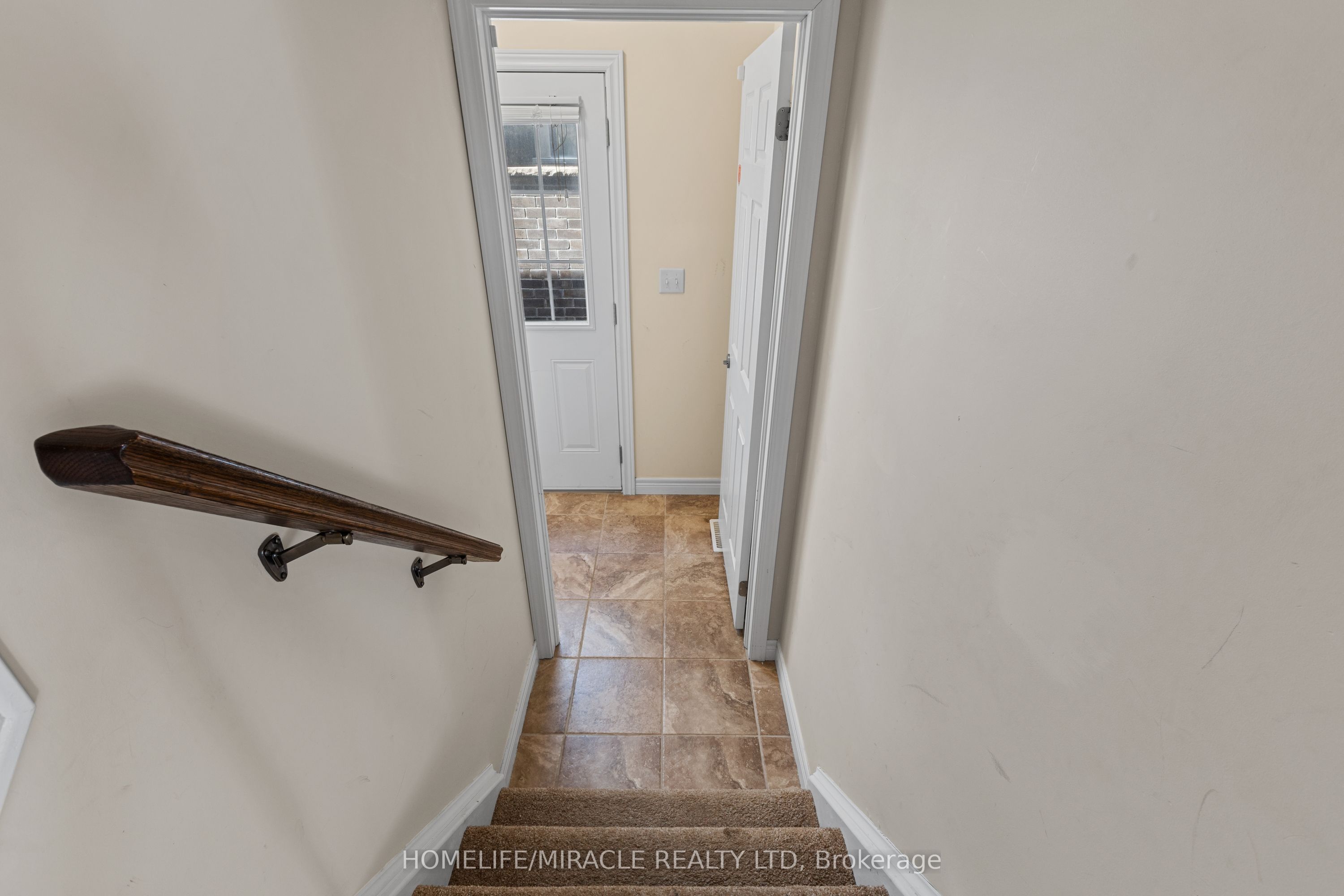 75 Sparrow Avenue Property Photo 32