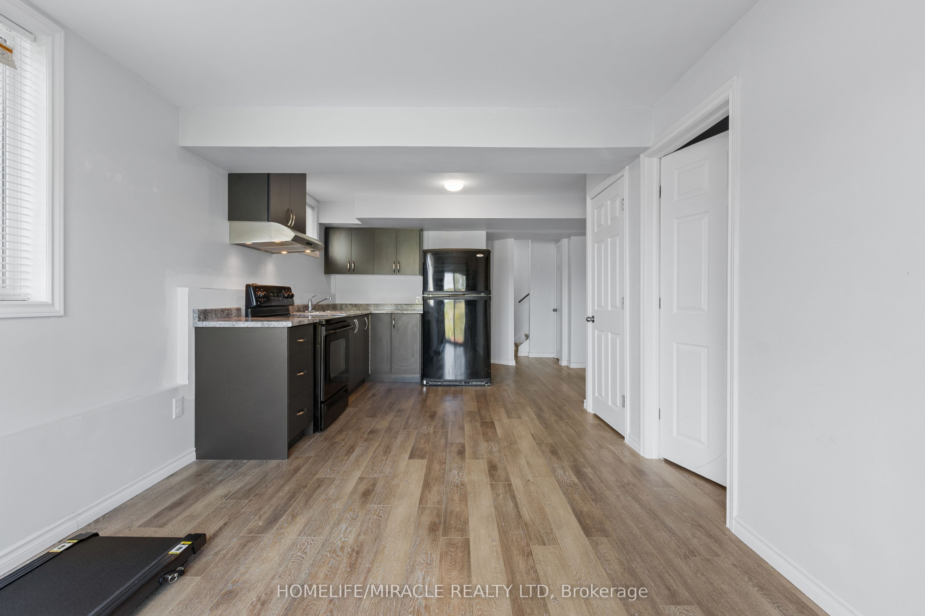 75 Sparrow Avenue Property Photo 37