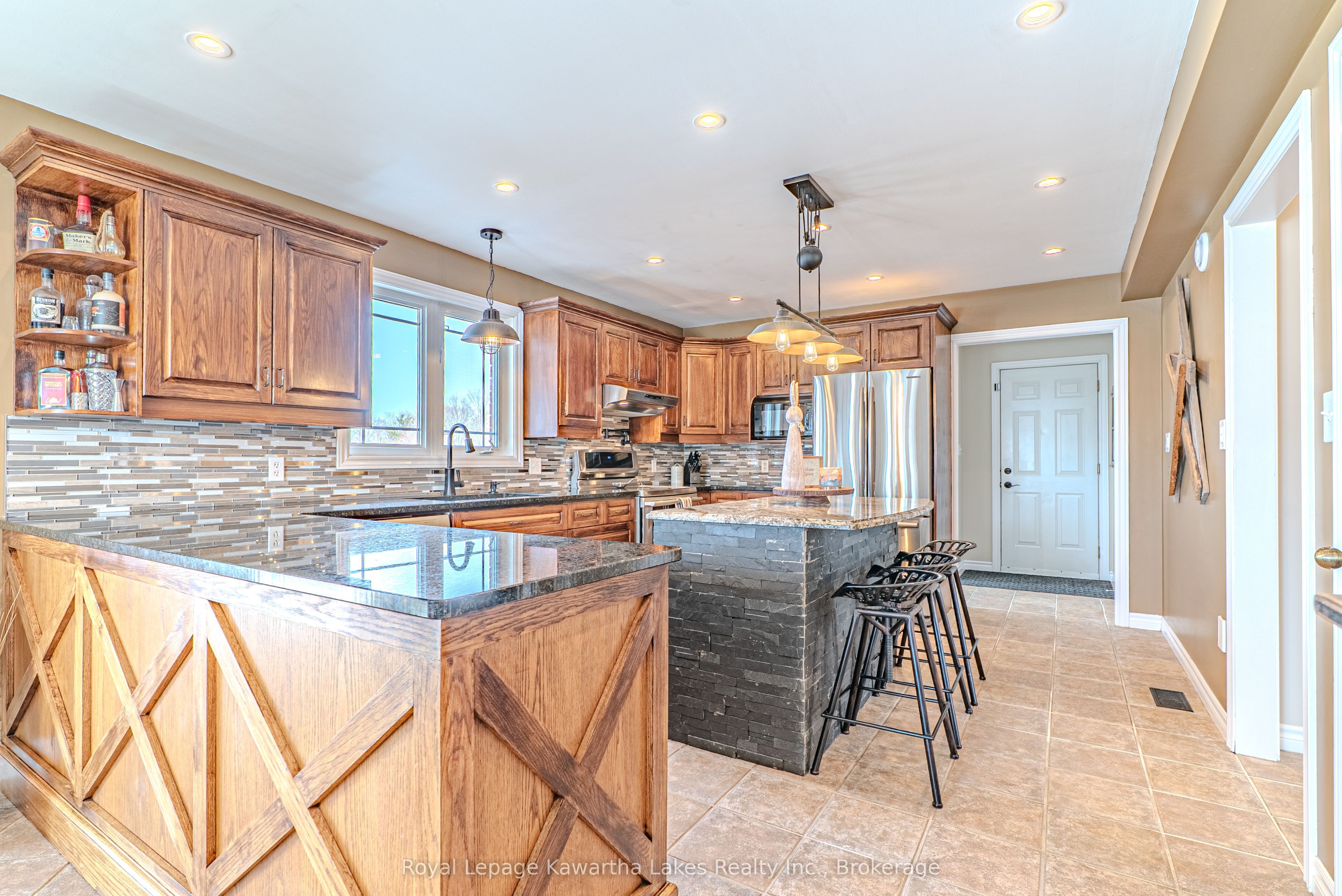 929 Eldon Road Property Photo 13