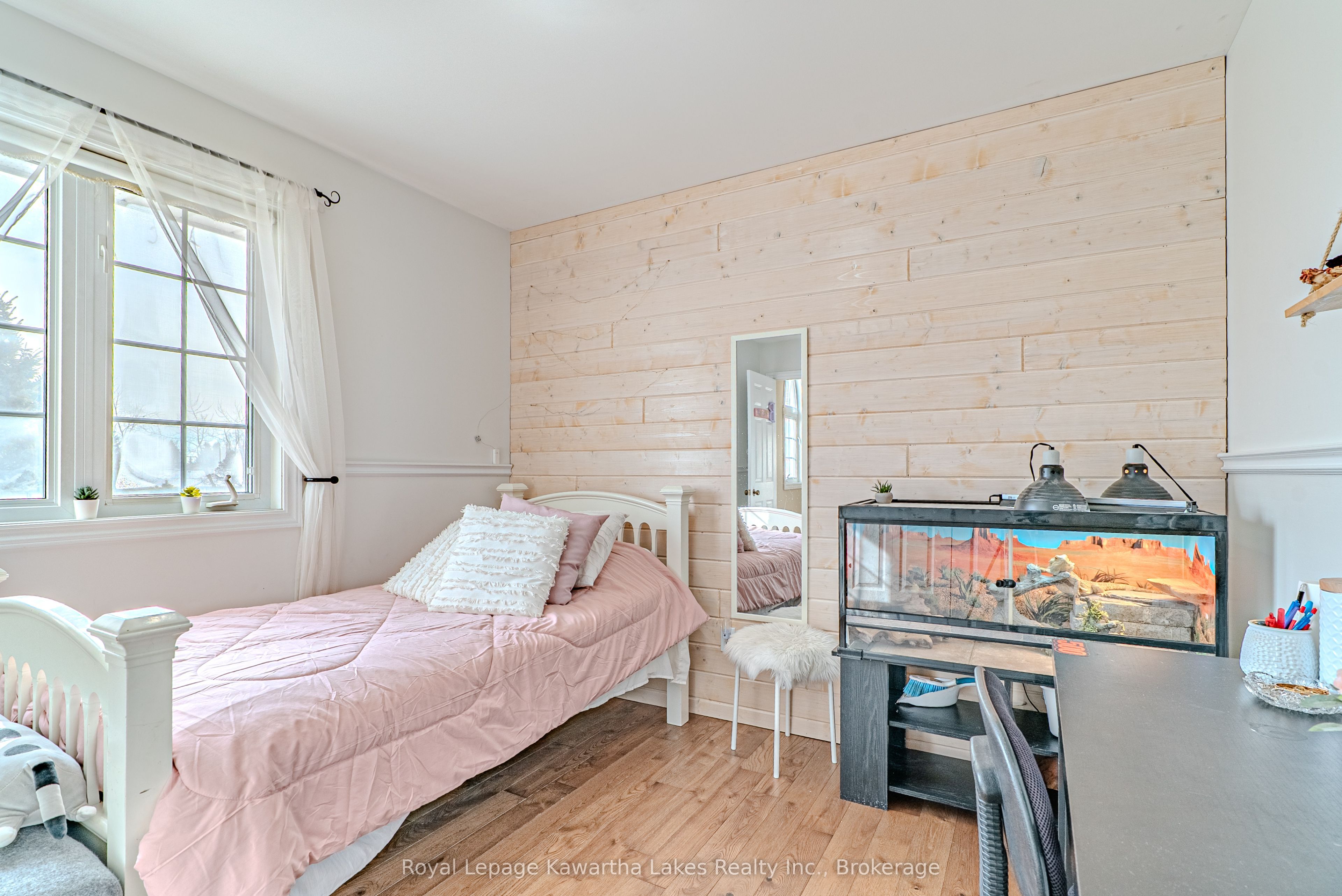 929 Eldon Road Property Photo 32