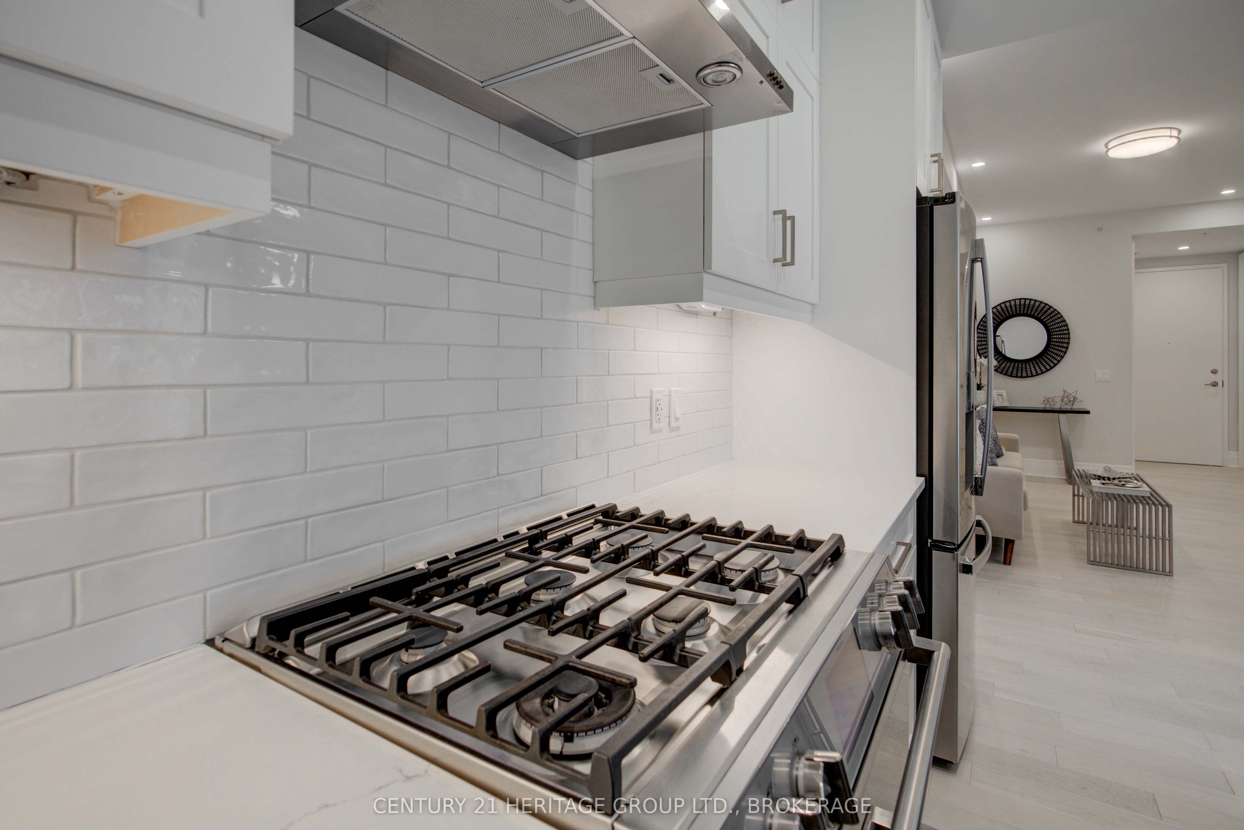 129 South Street 607 Property Photo 16