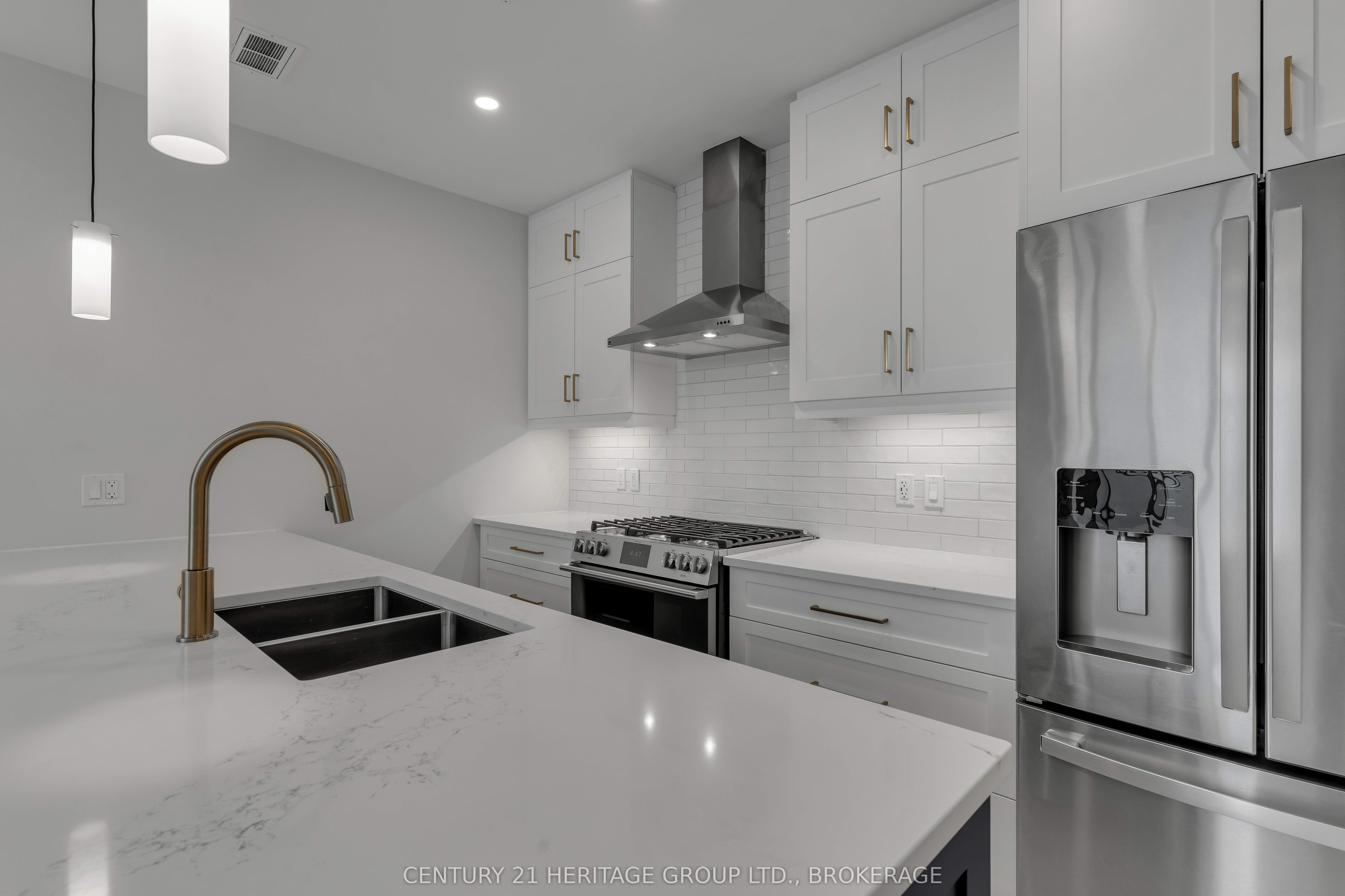 129 South Street 607 Property Photo 18
