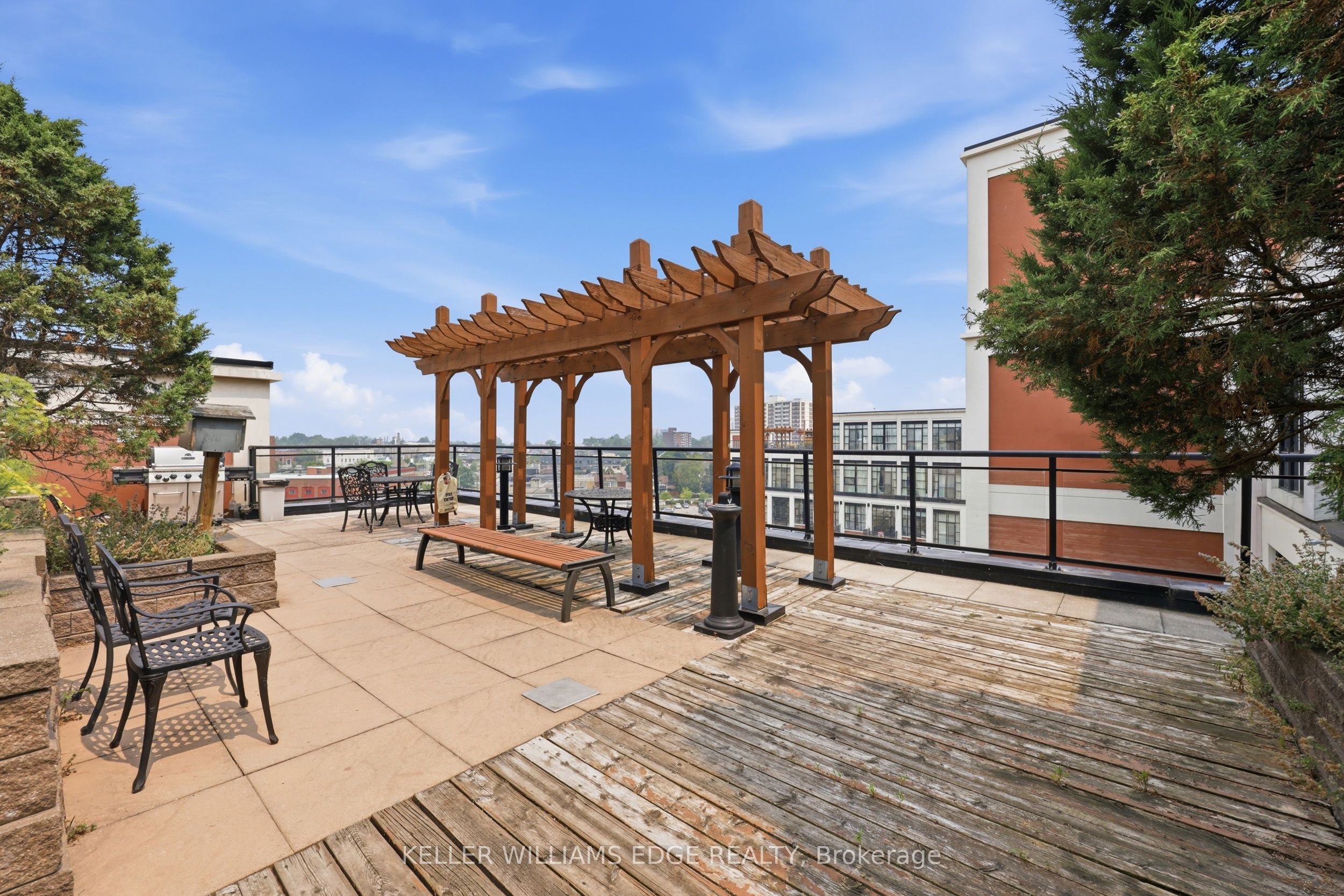 410 King Street W 307 Property Photo 18