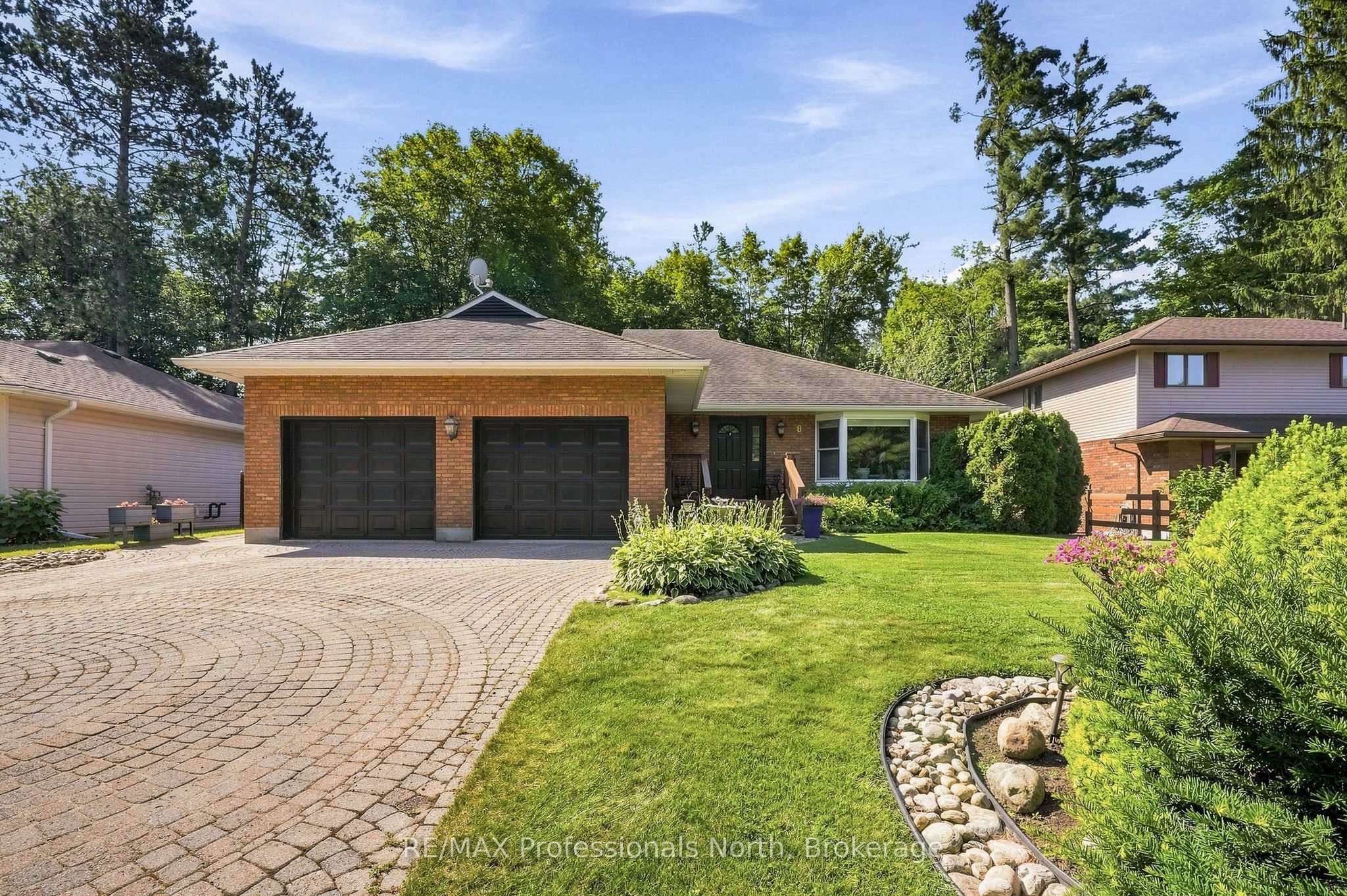 8 Palmer Court Property Photo 3