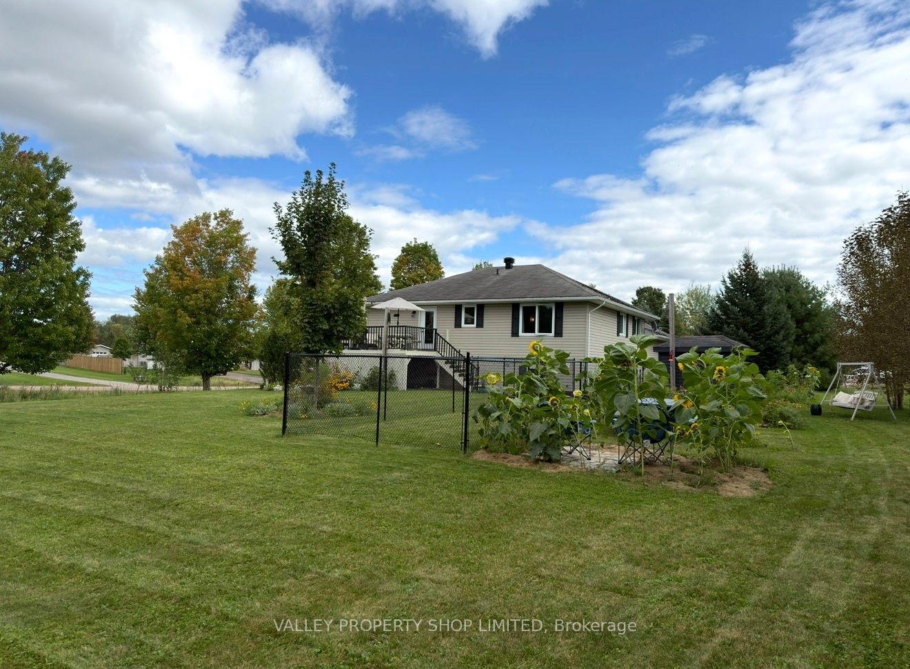 10 Kirk Court Property Photo 25