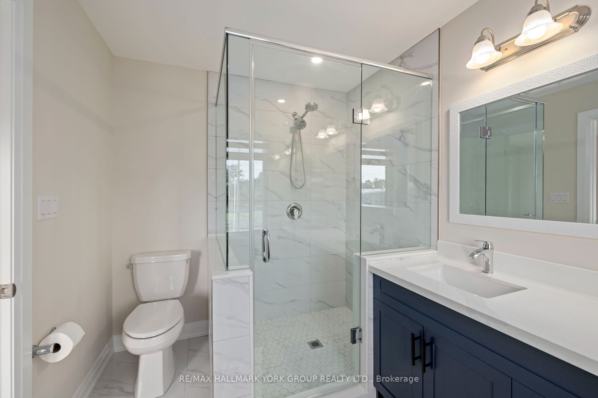 178 Graham Street Property Photo 33