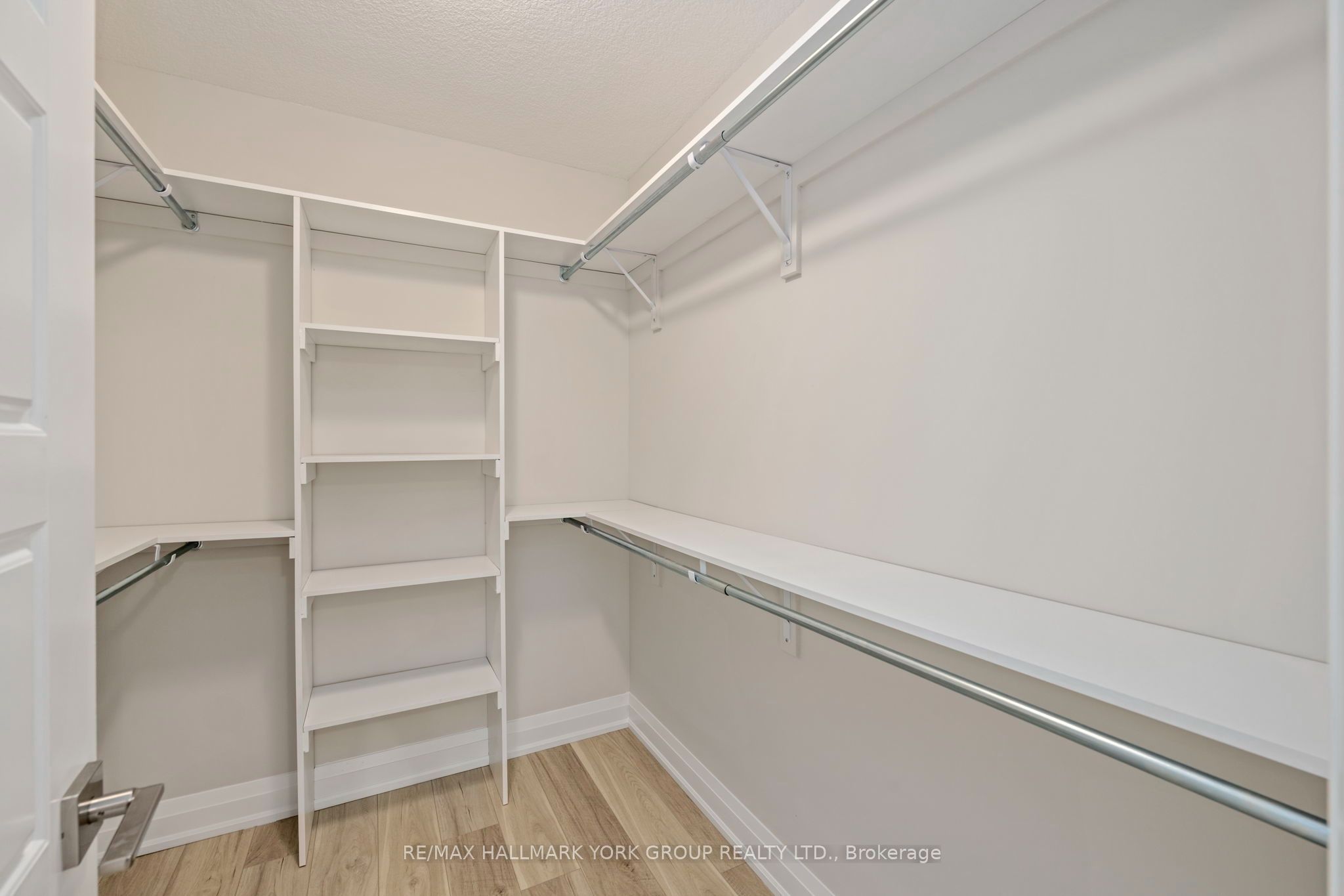 178 Graham Street Property Photo 35