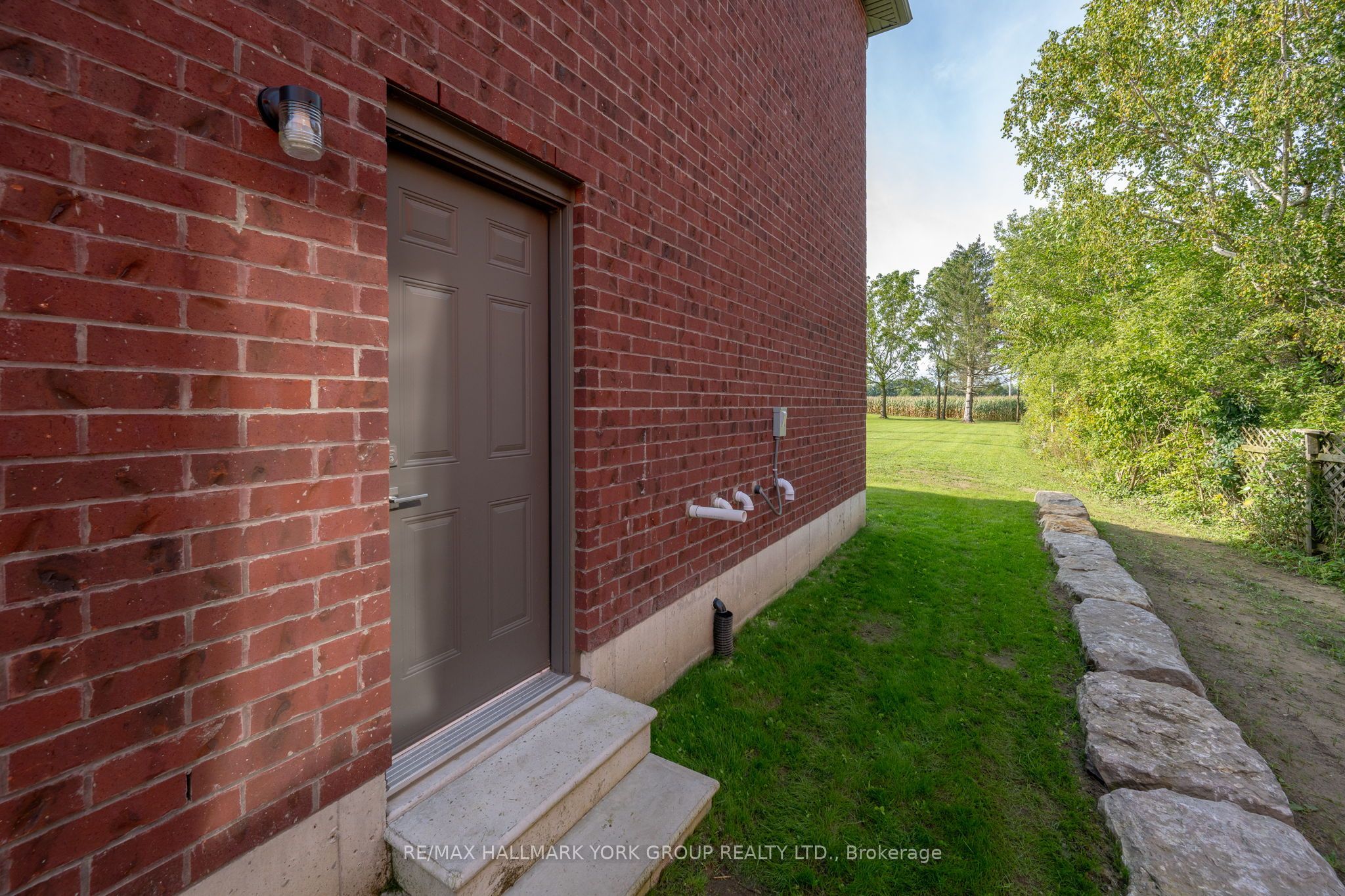 178 Graham Street Property Photo 42
