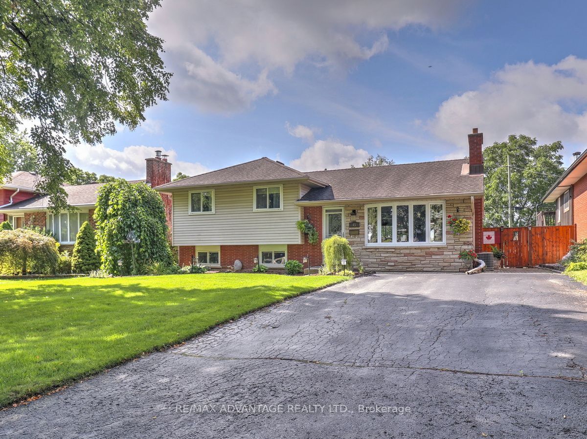 45 Agincourt Gardens Property Photo 2