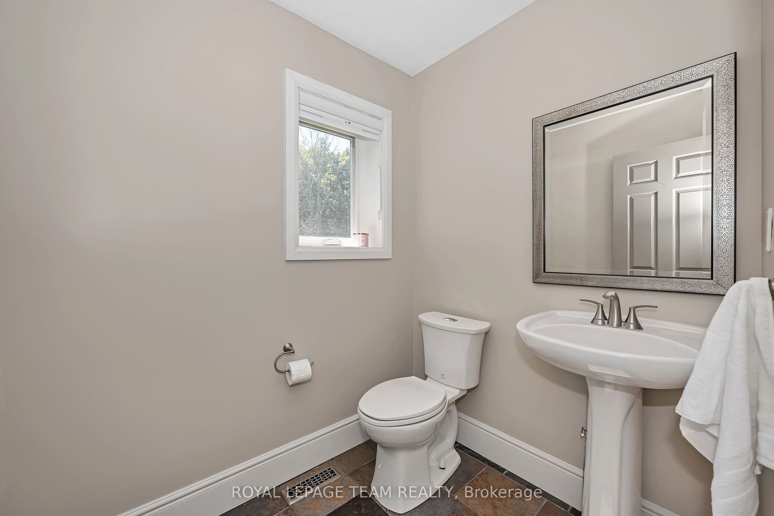 104 Sol Lane Property Photo 25