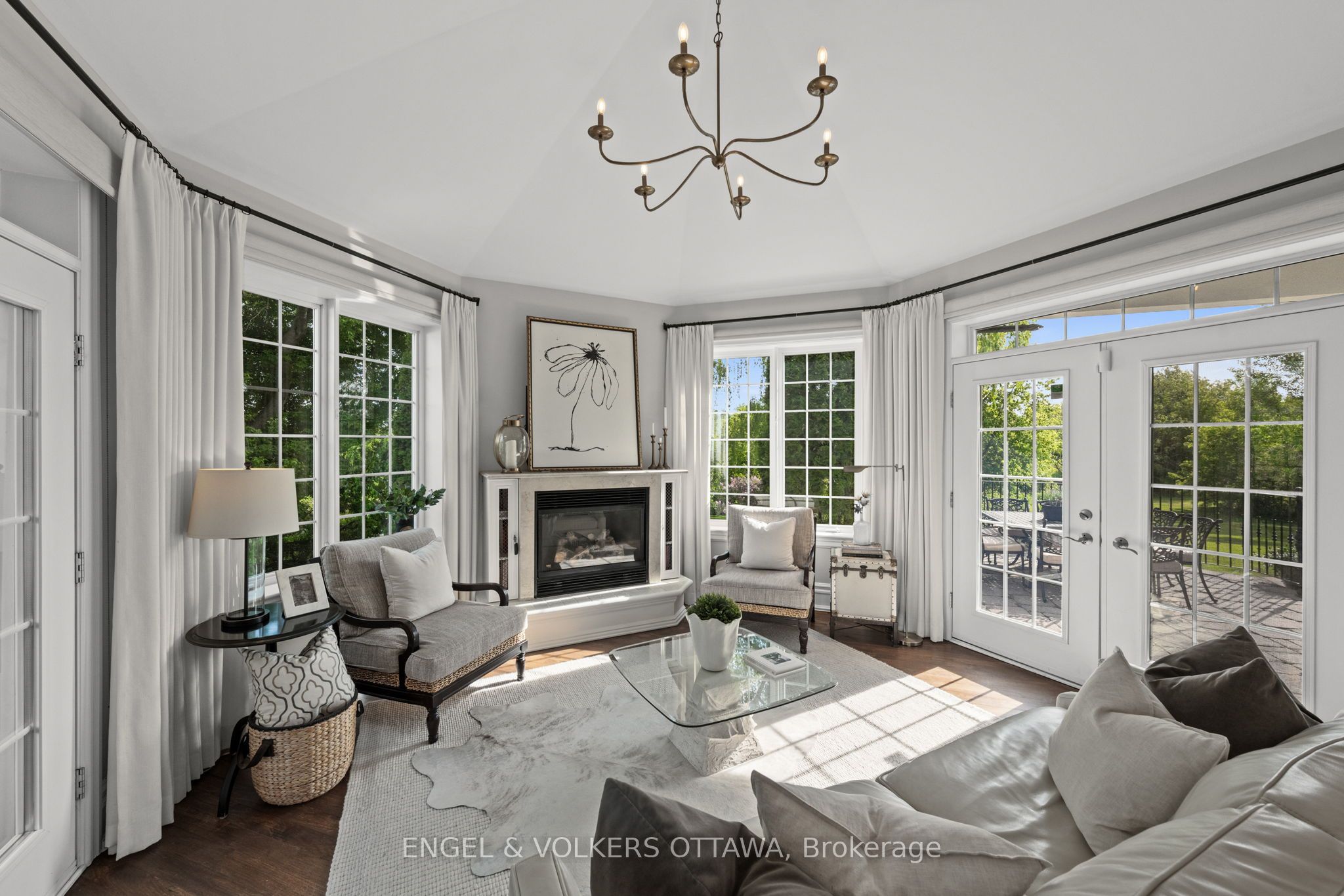 6197 Ottawa Street Property Photo 14