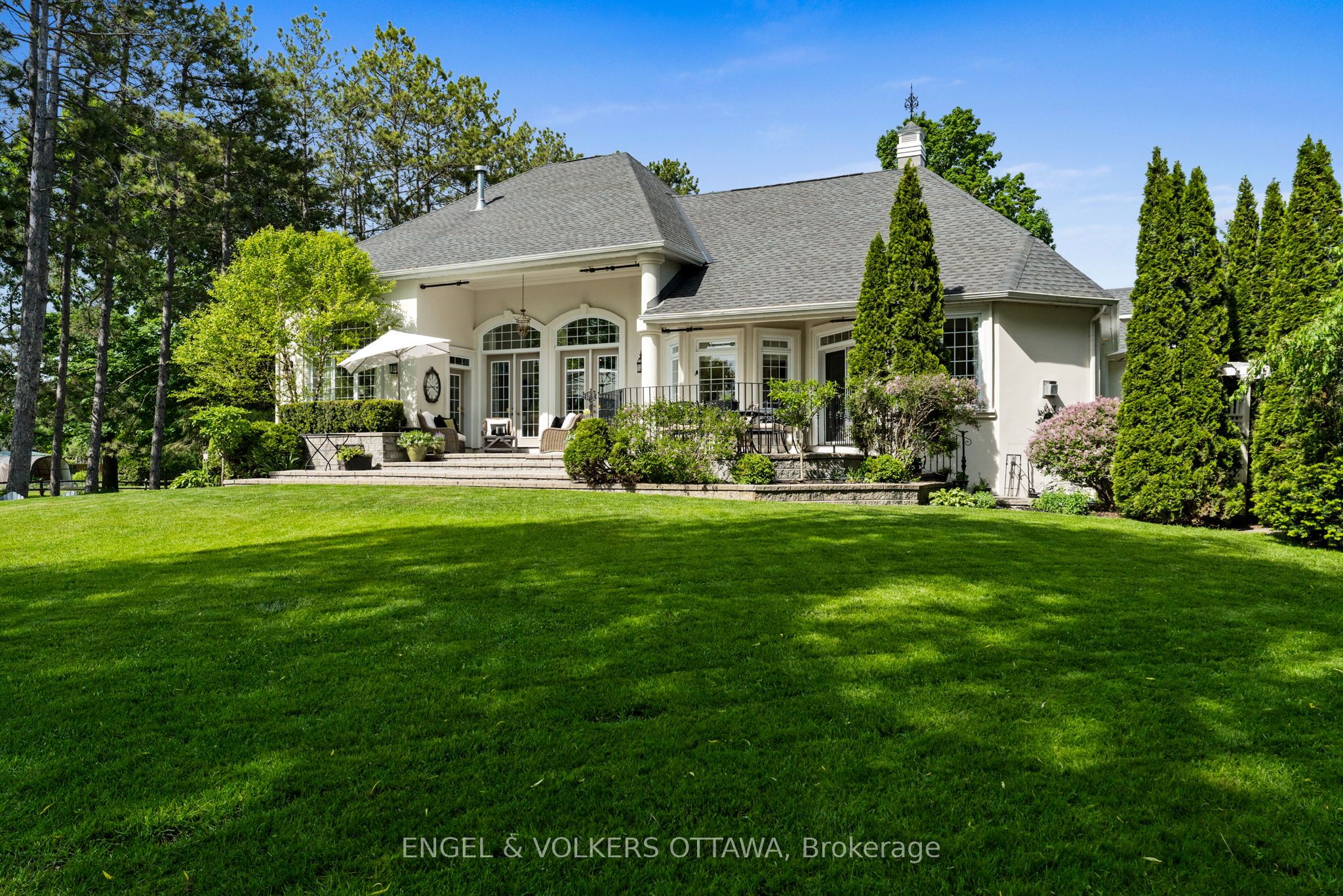 6197 Ottawa Street Property Photo 40