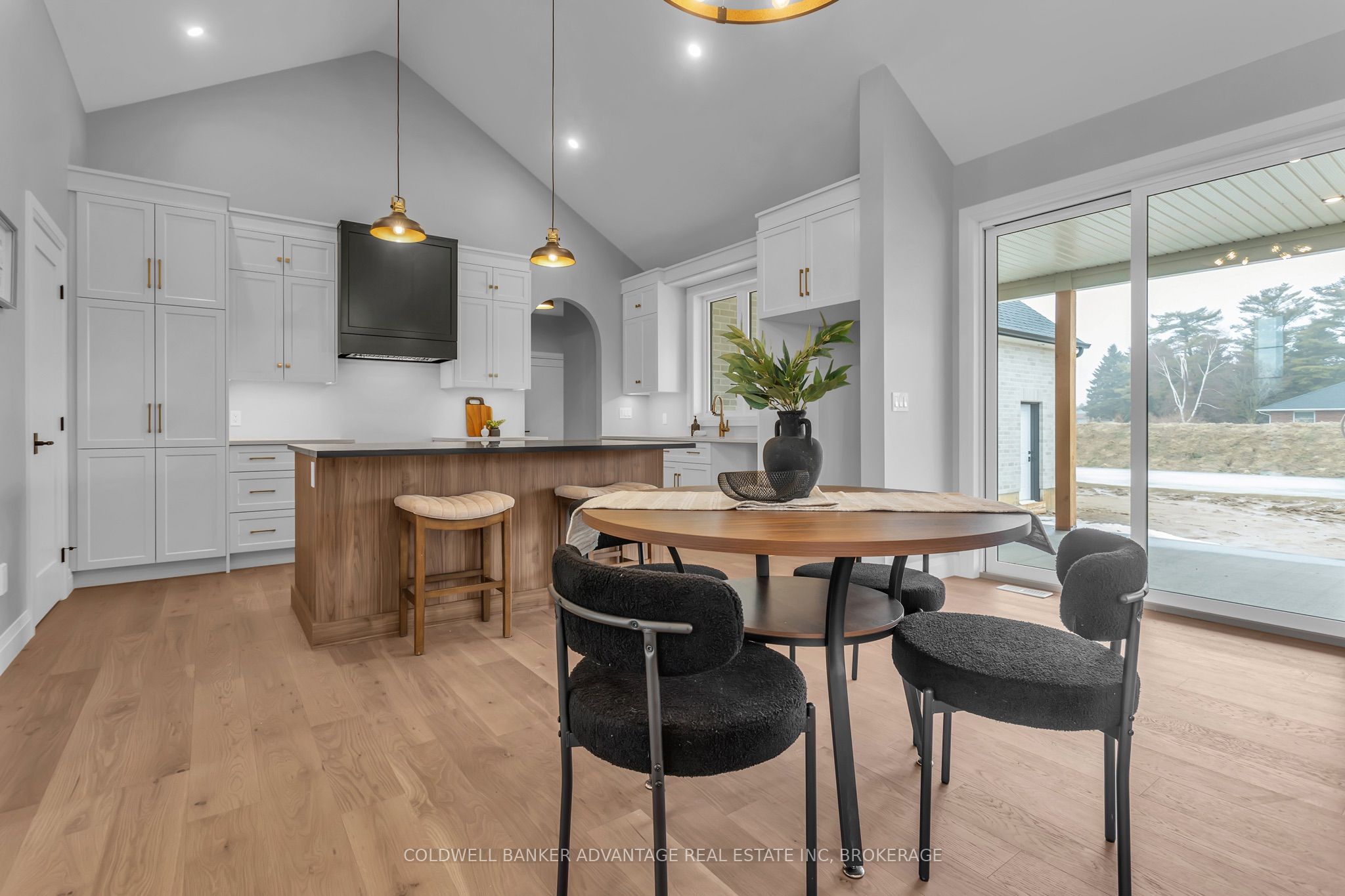 3507 Canboro Road Property Photo 10