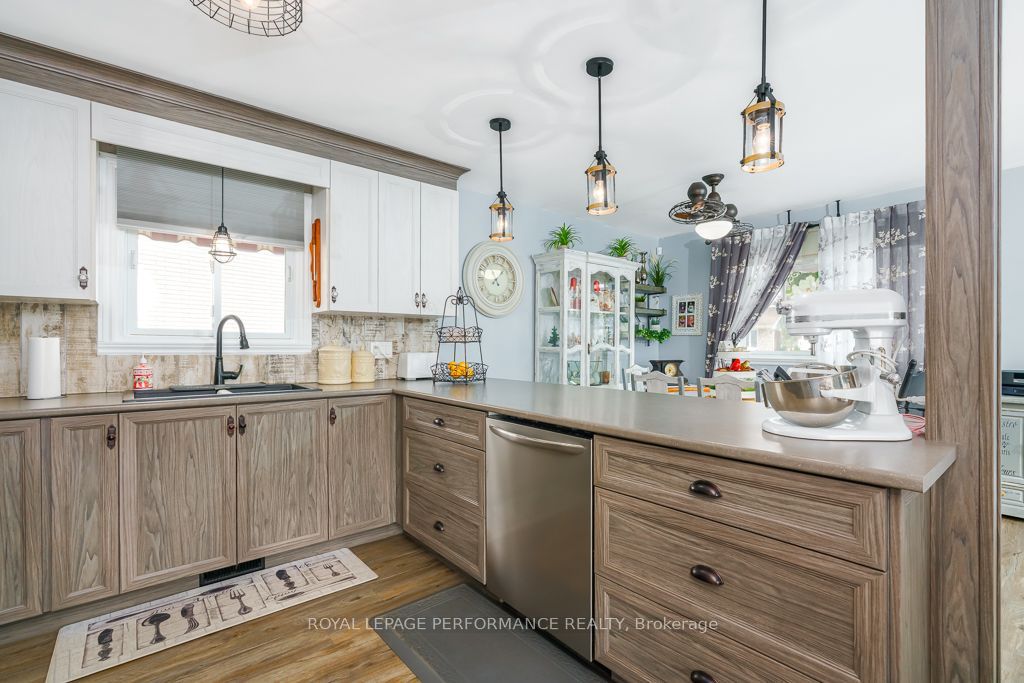 1001 Edythe Avenue Property Photo 15