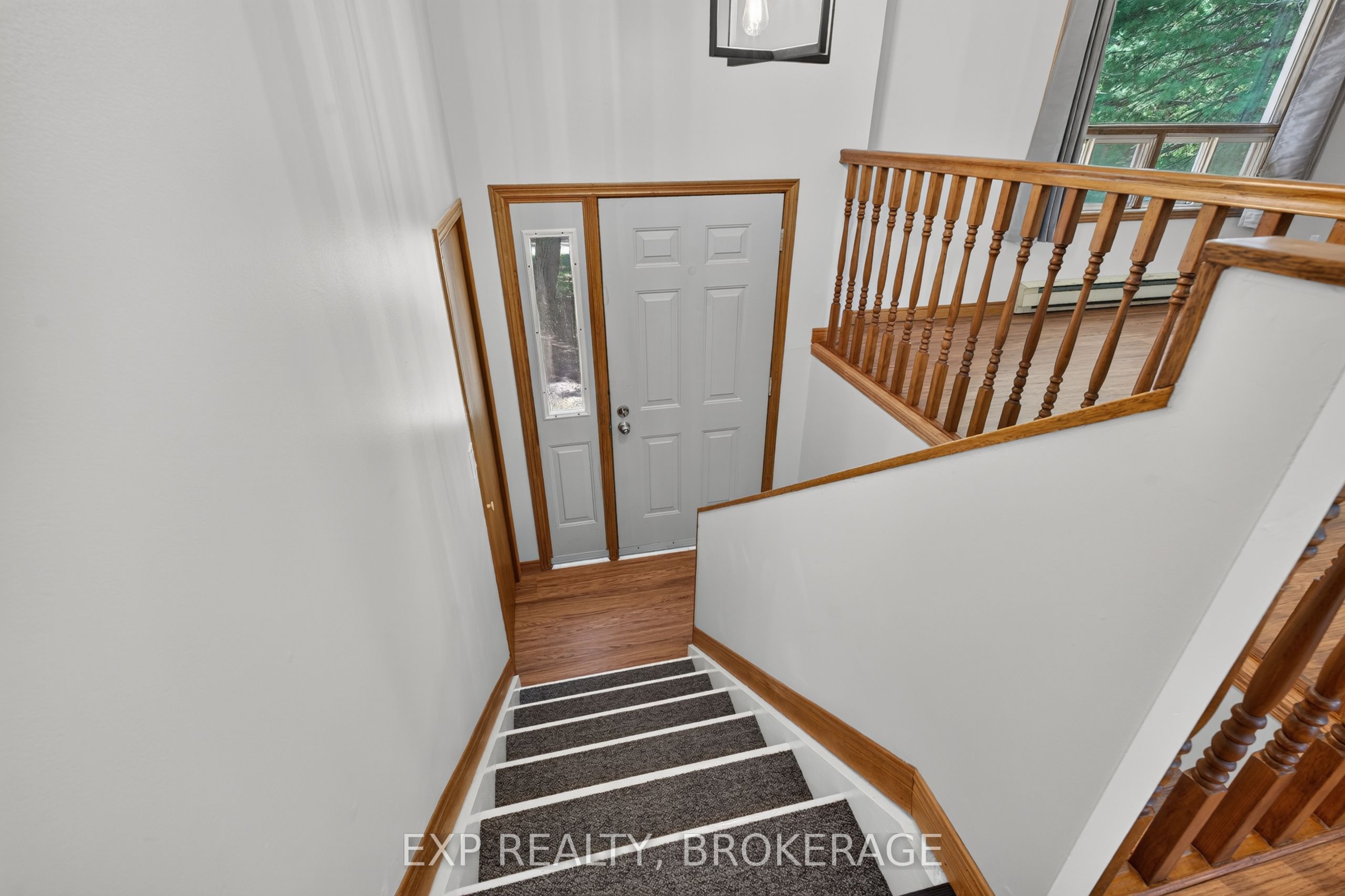 1054 York Road Property Photo 6