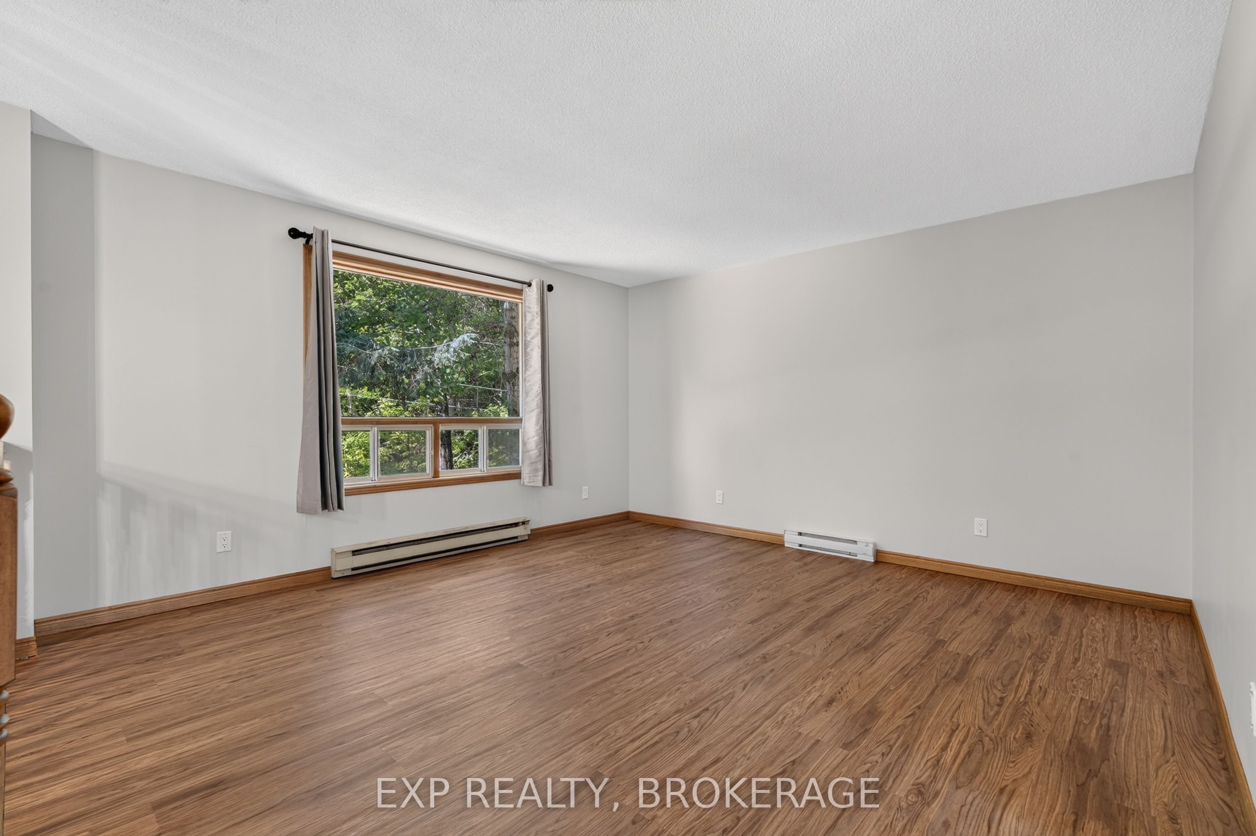 1054 York Road Property Photo 7