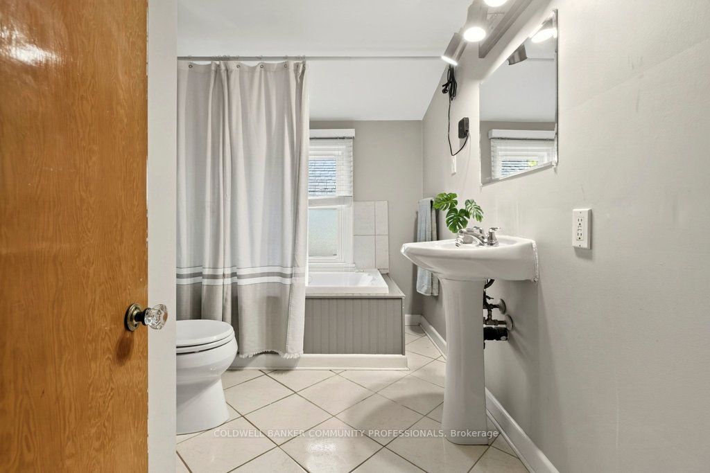 15 East 27th Street Property Photo 32