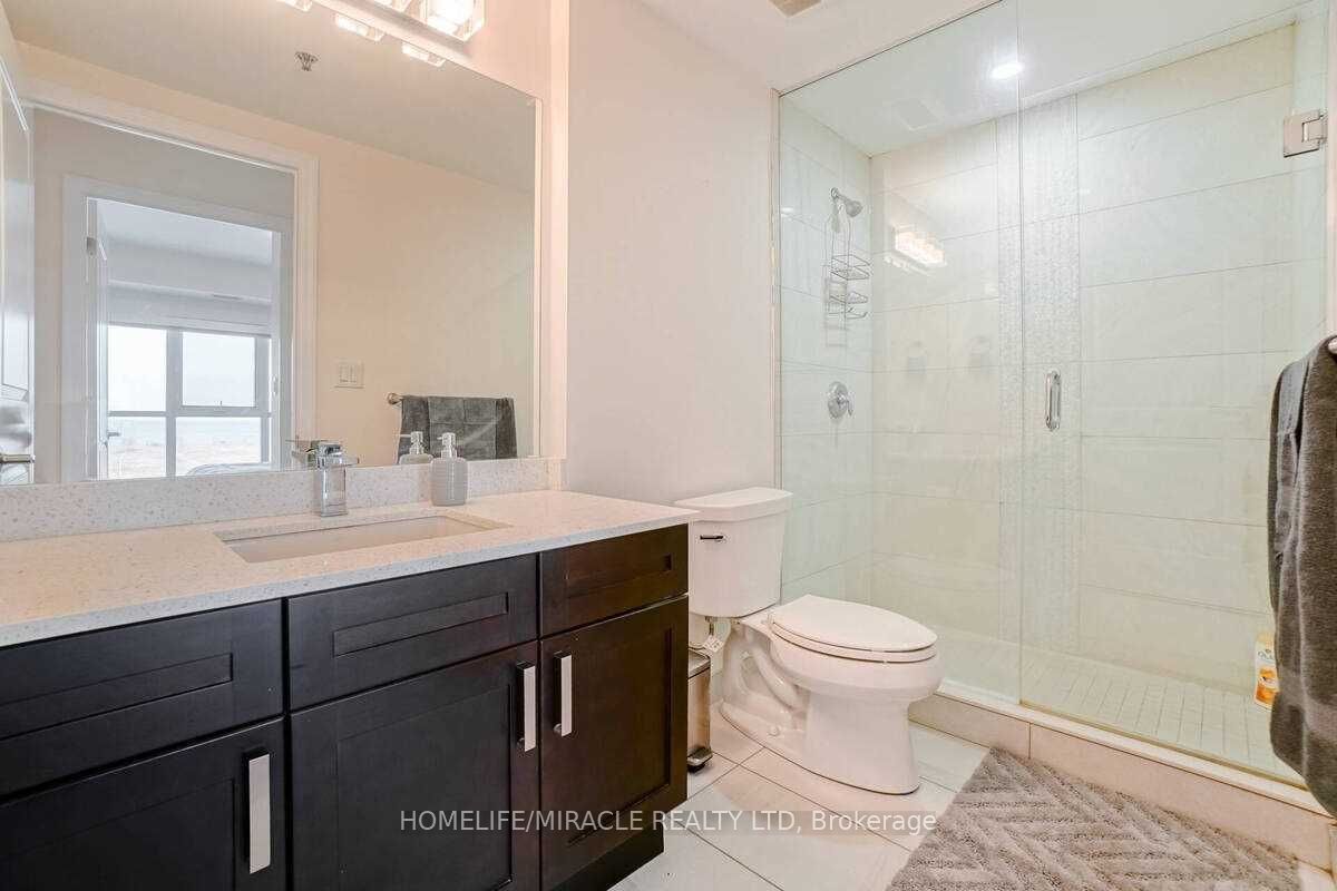 560 North Service Road 602 Property Photo 13