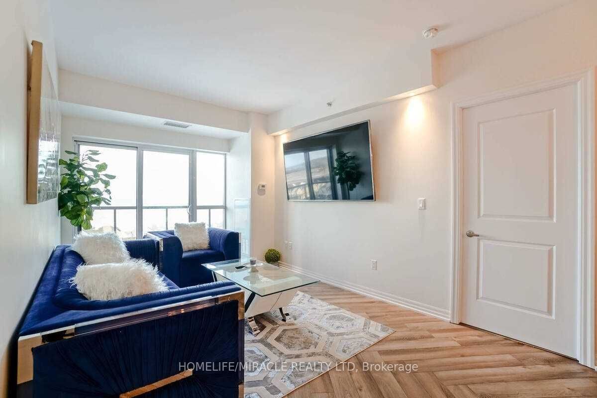 560 North Service Road 602 Property Photo 19