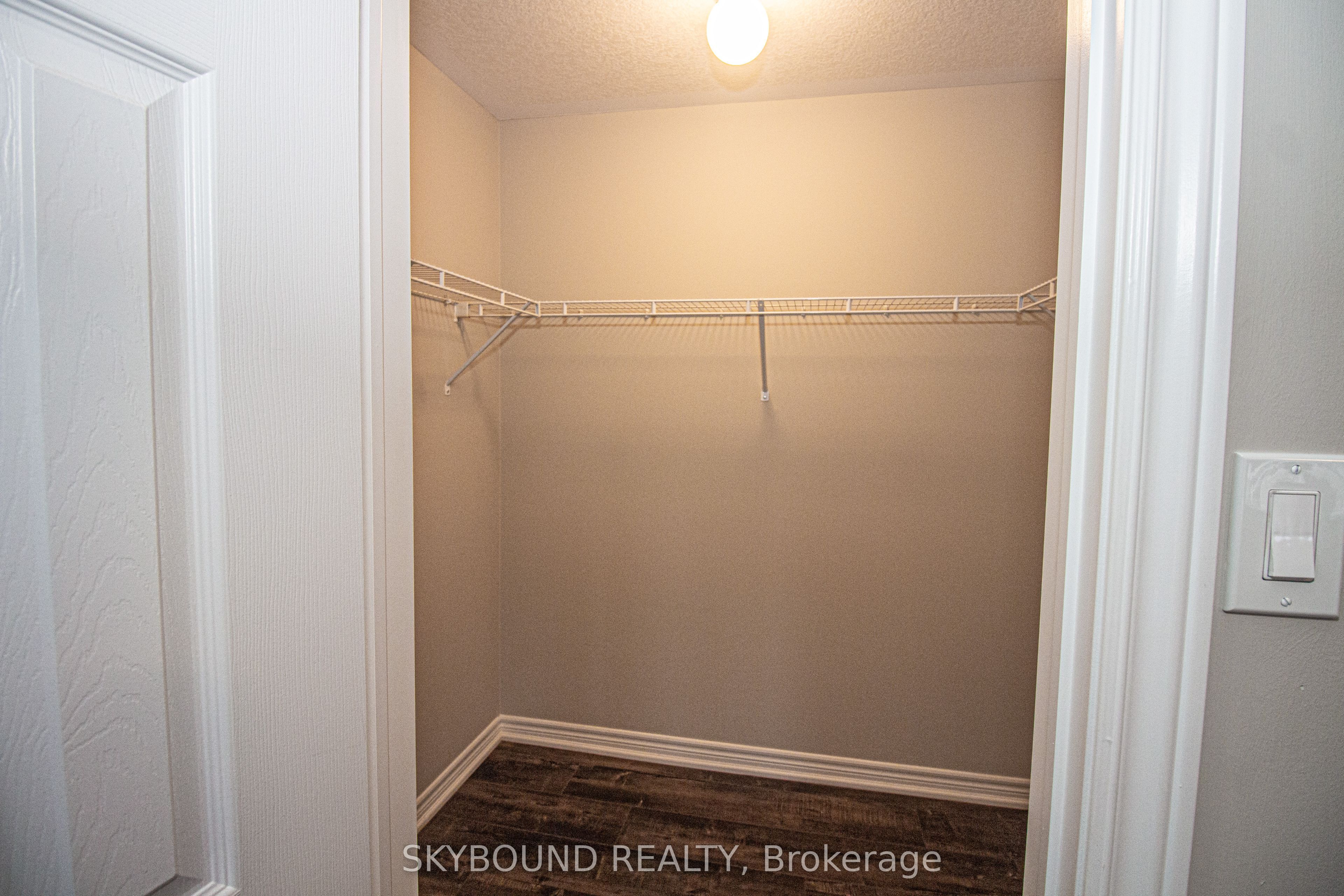 395 Linden Drive 8 Property Photo 16
