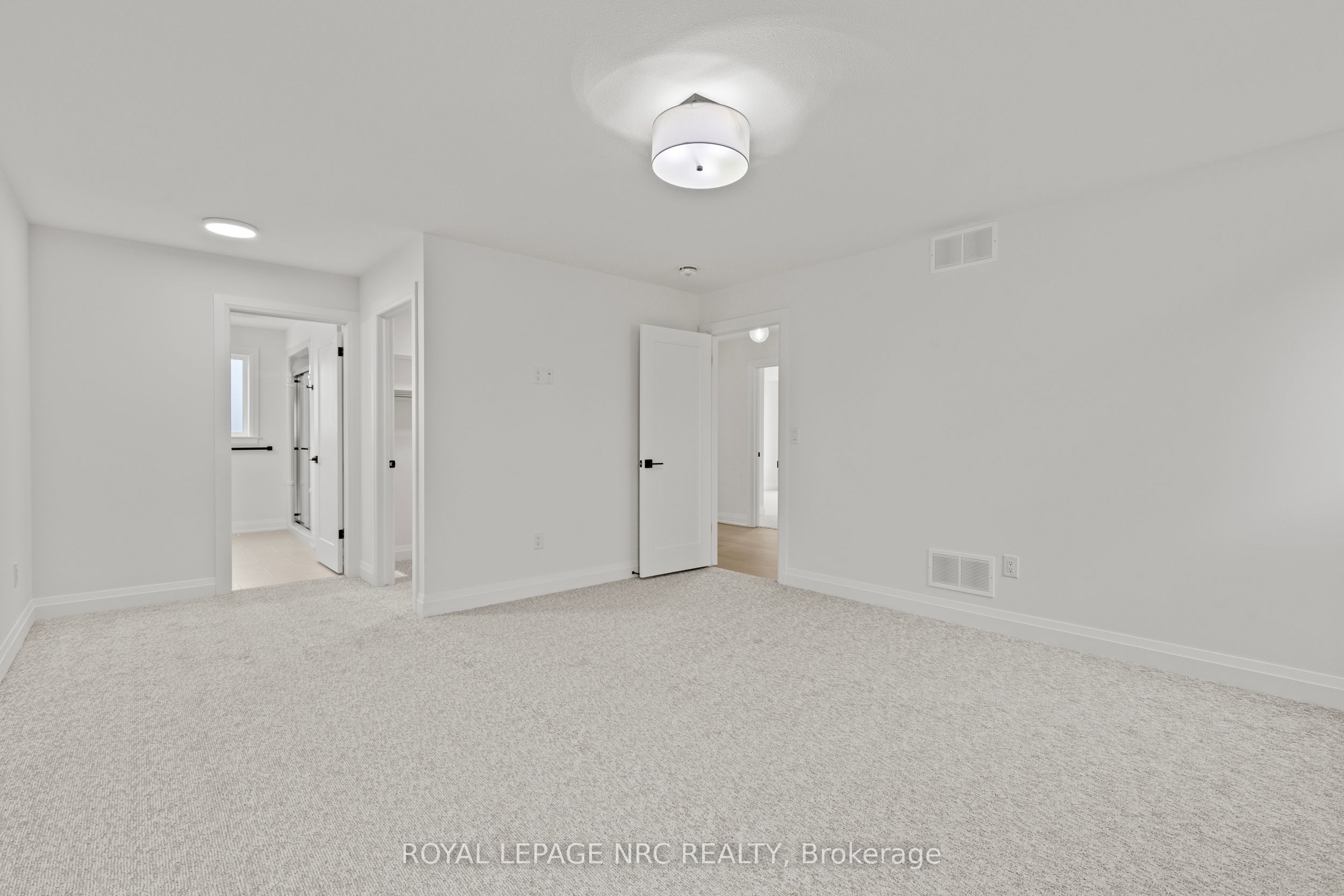 4705 Lee Avenue Property Photo 15