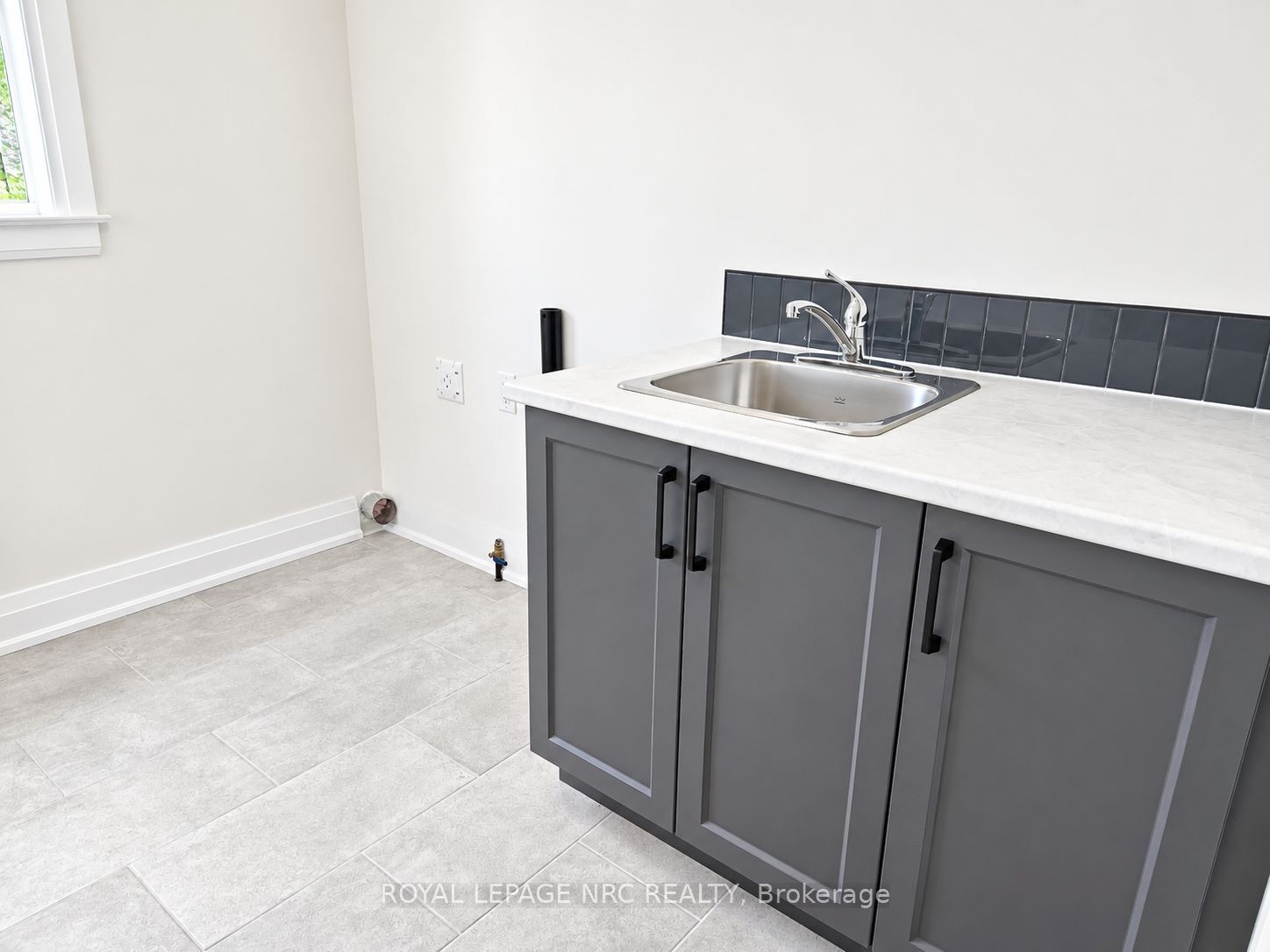 4705 Lee Avenue Property Photo 26